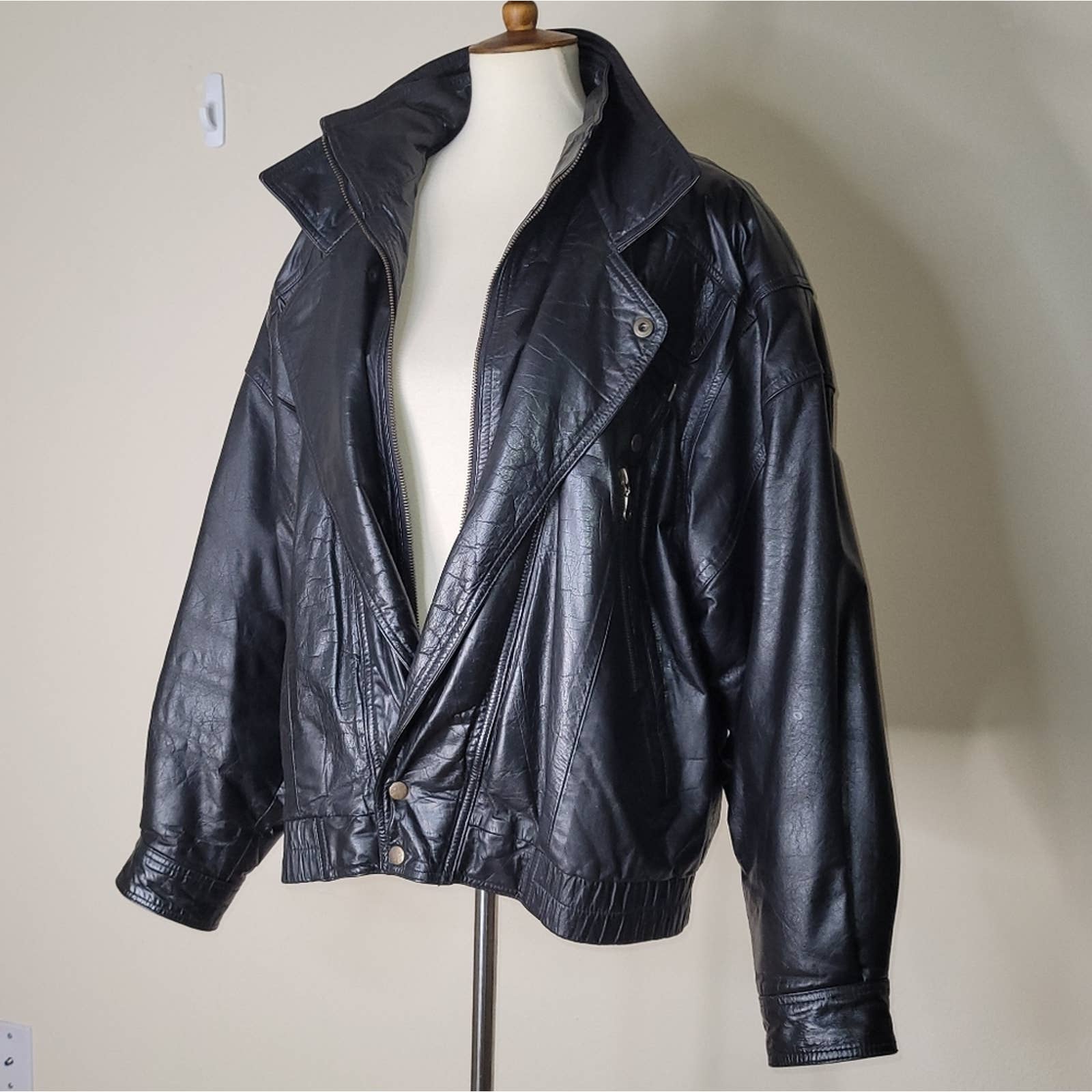 Vintage Black Full-Zip Leather Jacket - Large by American Armor - Image 8