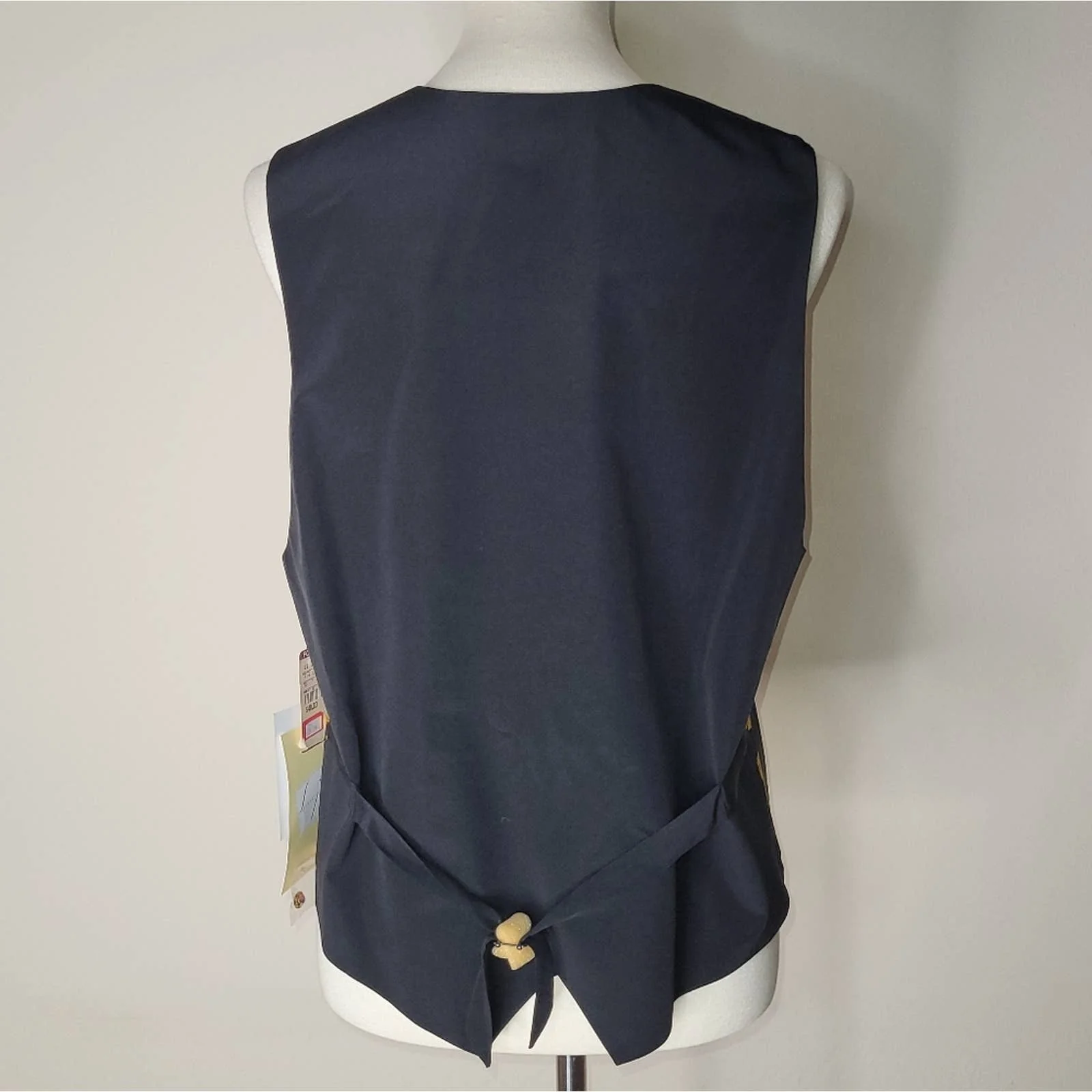 Vintage Black Graphic Print 100% Silk Sleeveless V-Neck Vest - L by Spenser Jeremy - Image 2