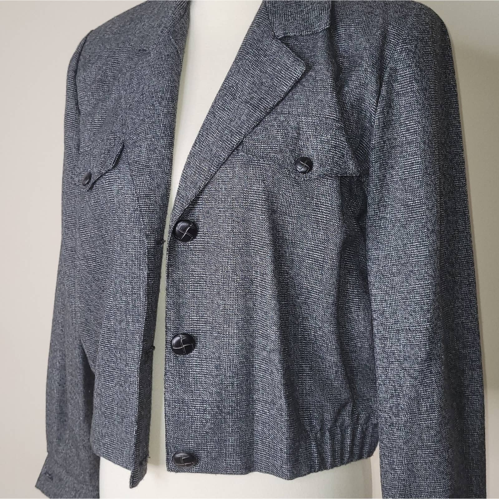 Vintage Black/white Long-Sleeved Cropped Jacket - Sz. L by Toby - Image 4