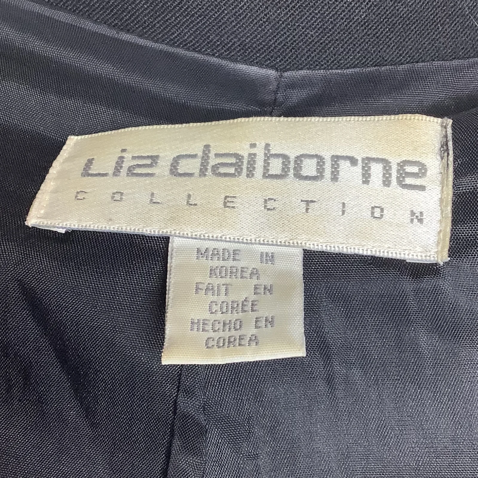 Vintage Blazer Longline 8 Black Gold Crest Buttons Wool 80s 90s by Liz Claiborne - Image 11