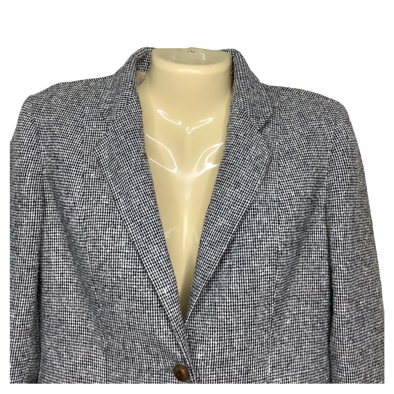 Vintage Blazer Tweed Small Black Gray Two Button Notched Lined by Oscar de la Renta - Image 8