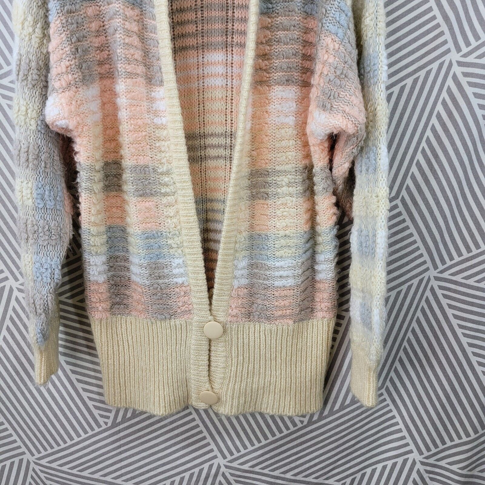 Vintage Boucle Long Cardigan Sweater Jacket Oversize Size Small Pink Blue Preppy - Image 4