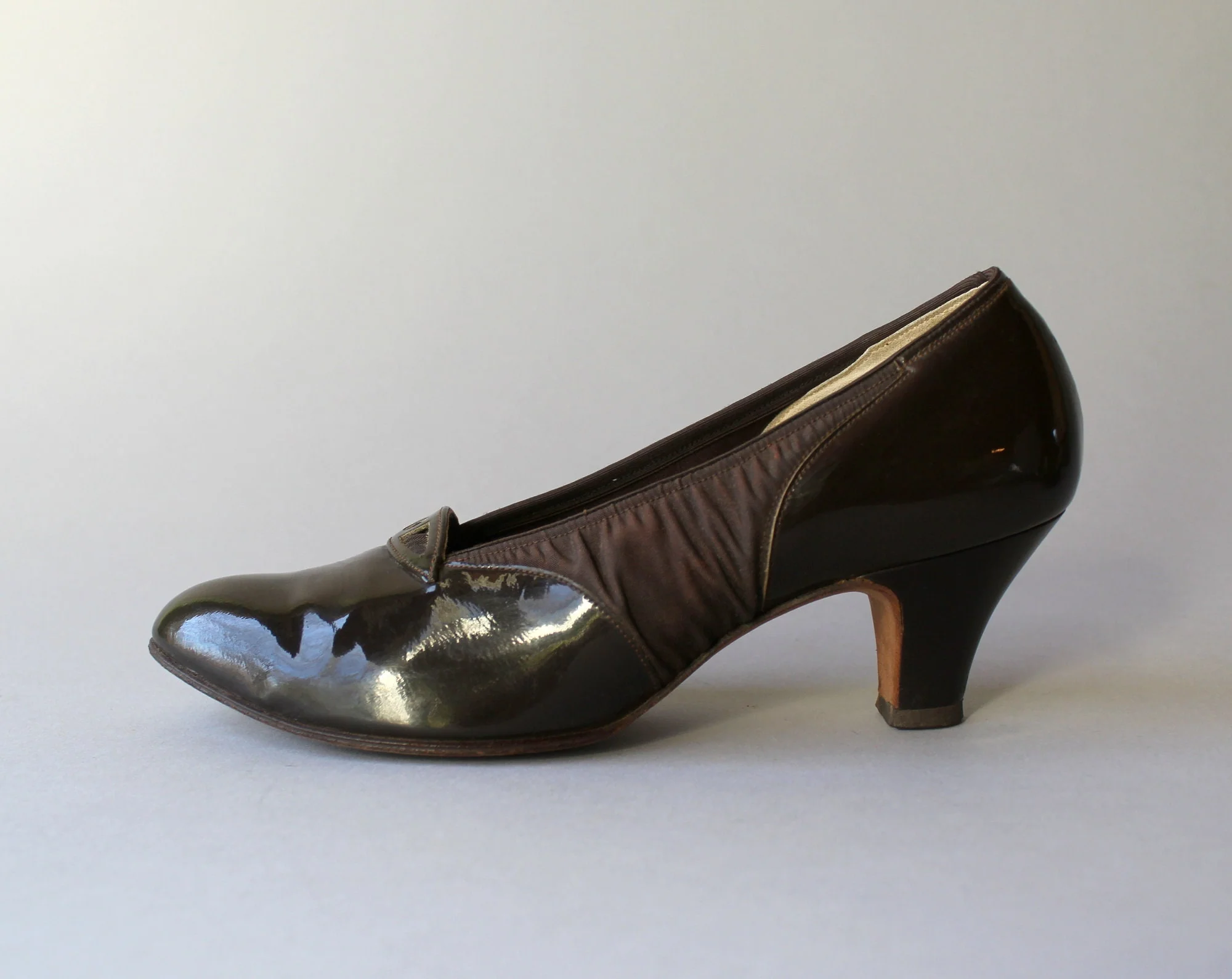Vintage Brown Patent Pumps 60s Dr. Scholl's High Vamp 30s Style 60s Patent Shoes by Fashion-ease By Dr. Scholl's - Image 4