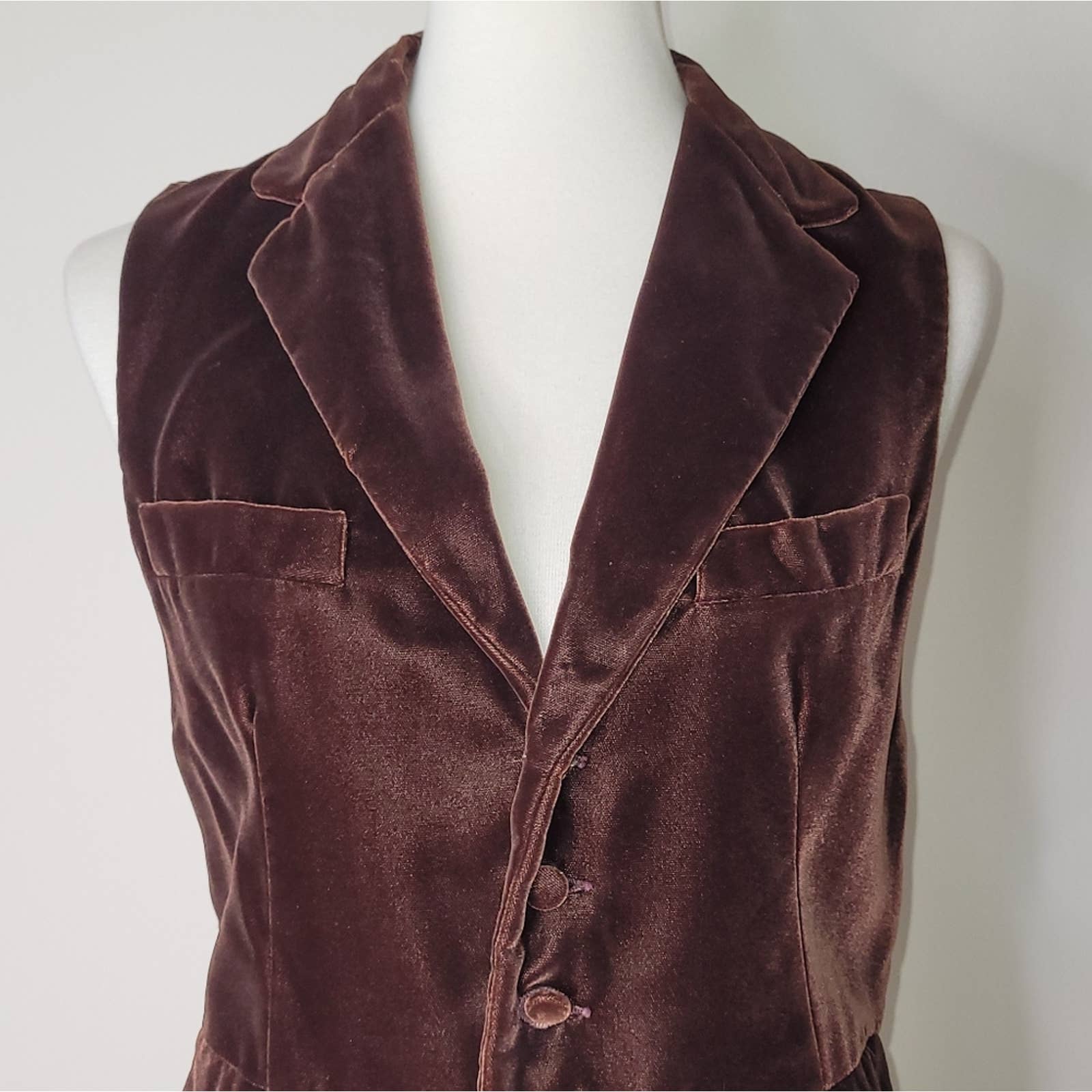Vintage Brown Velvet Collared Single-Breasted Vest - Size Small by Ralph Lauren - Image 6