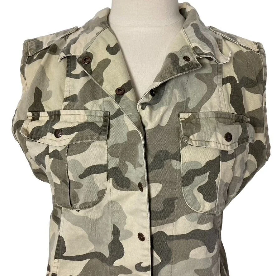 Vintage Camo Vest Womens Large Beige Green Snap Front 90s 00s by Rafaella - Image 4
