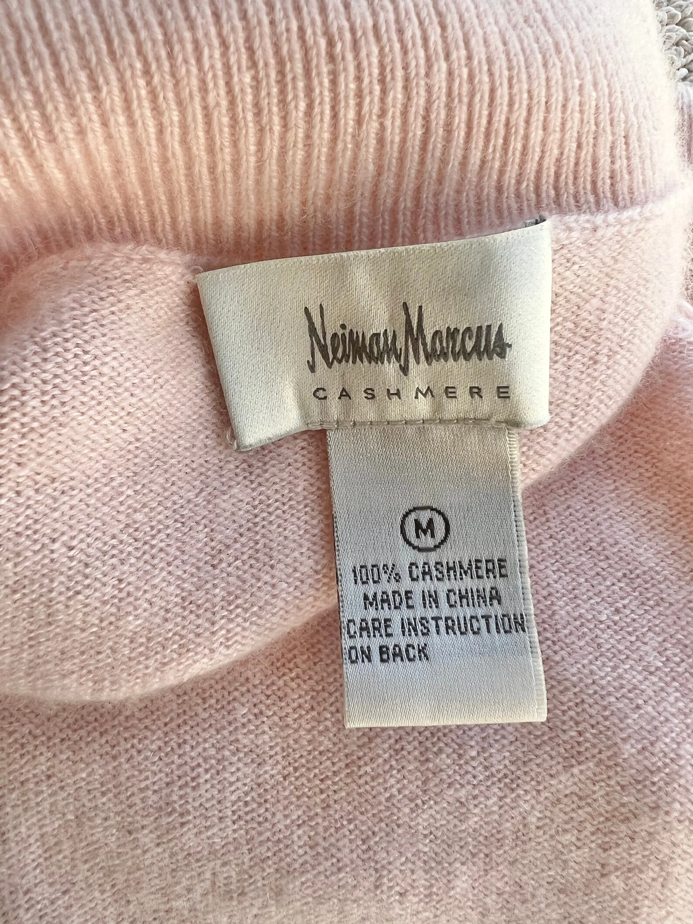 Vintage Cashmere Cardigan Pink Cashmere Cardigan by Neiman Marcus - Image 4