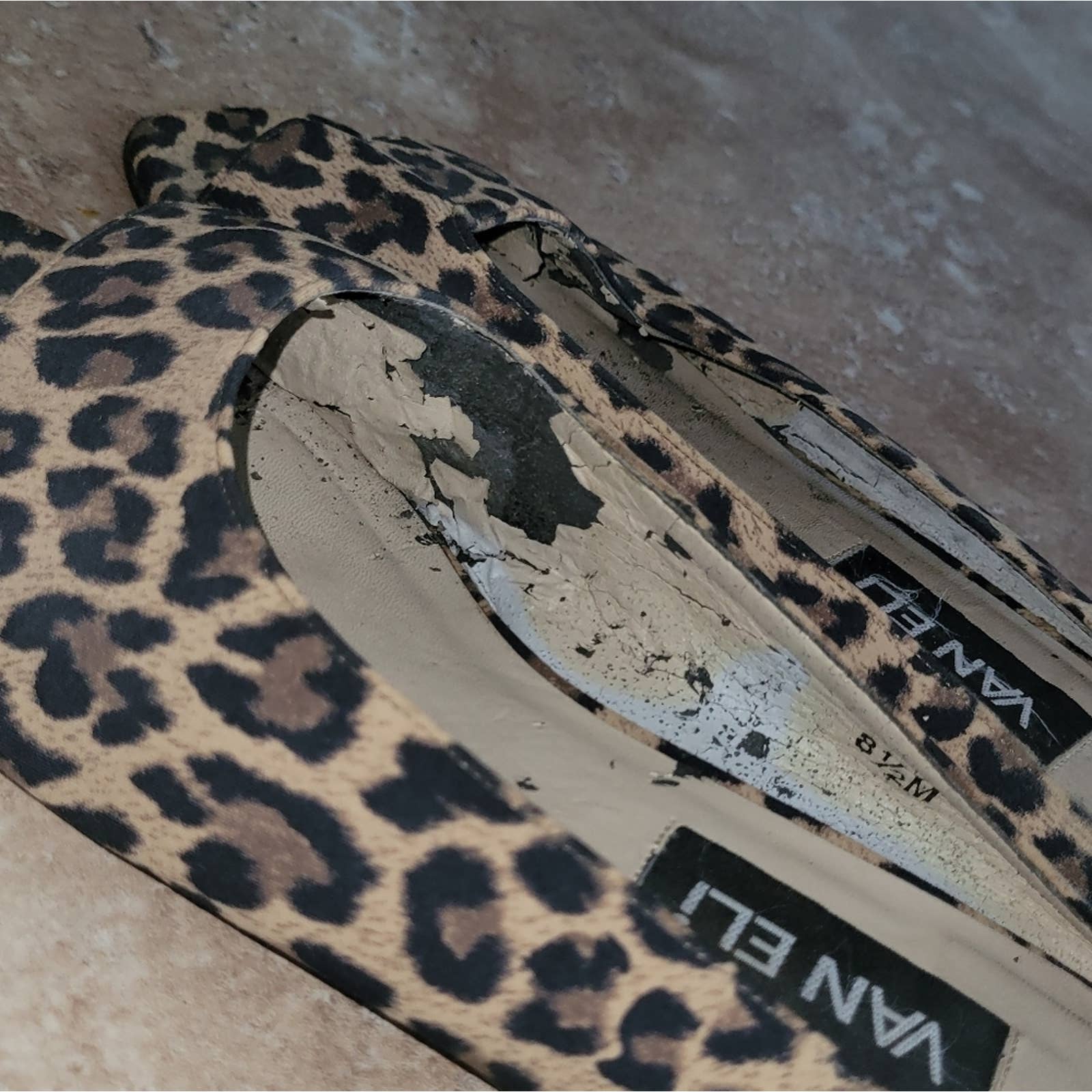 Vintage Cheetah Print Open Toe Wedge Mules Slides - Size 8 1/2 by Vaneli - Image 4