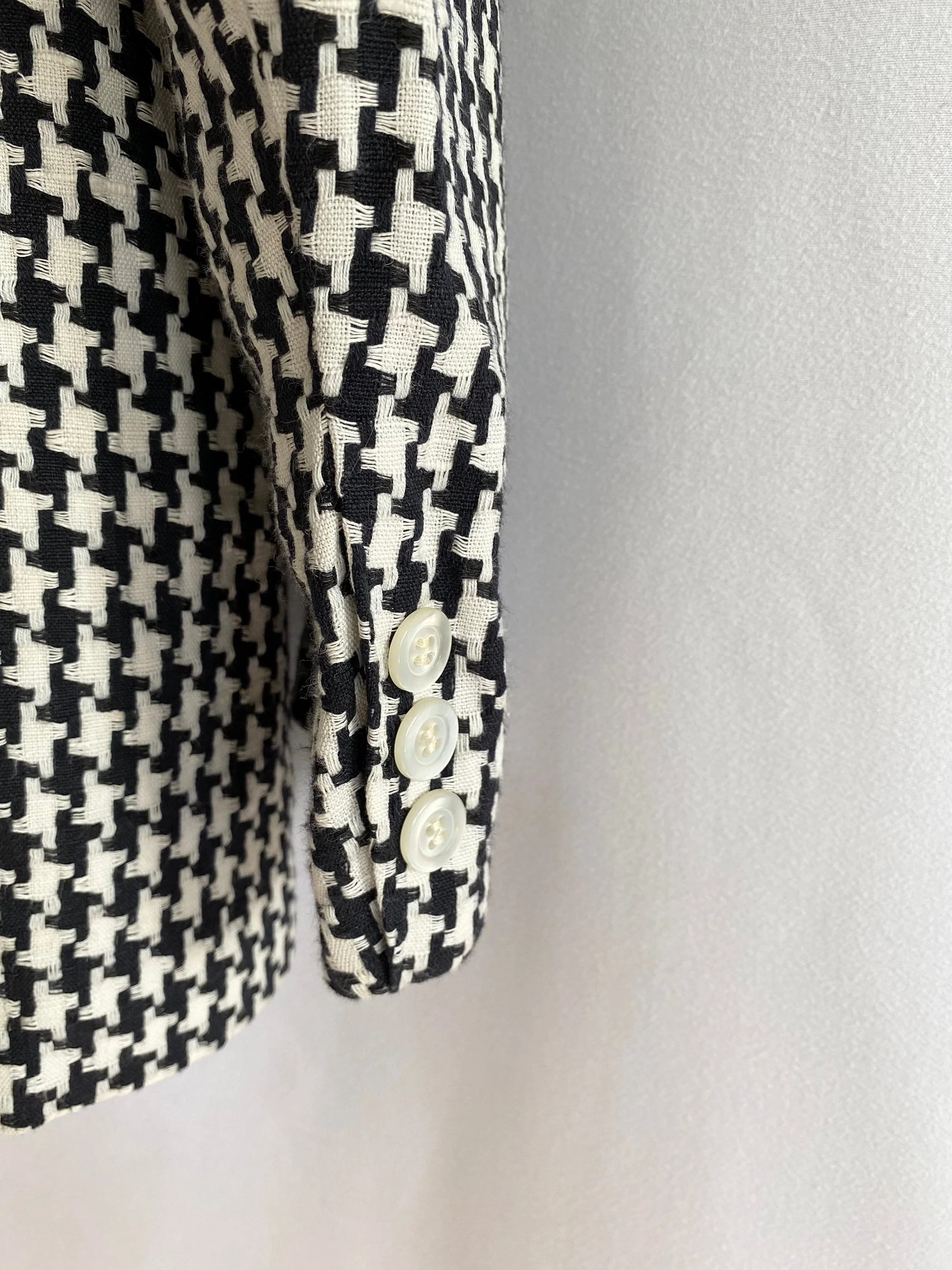 90s Vintage Classic Houndstooth Double Breasted Blazer by Giorgio Sant' Angelo By Giorgio Sant' Angelo - Image 4