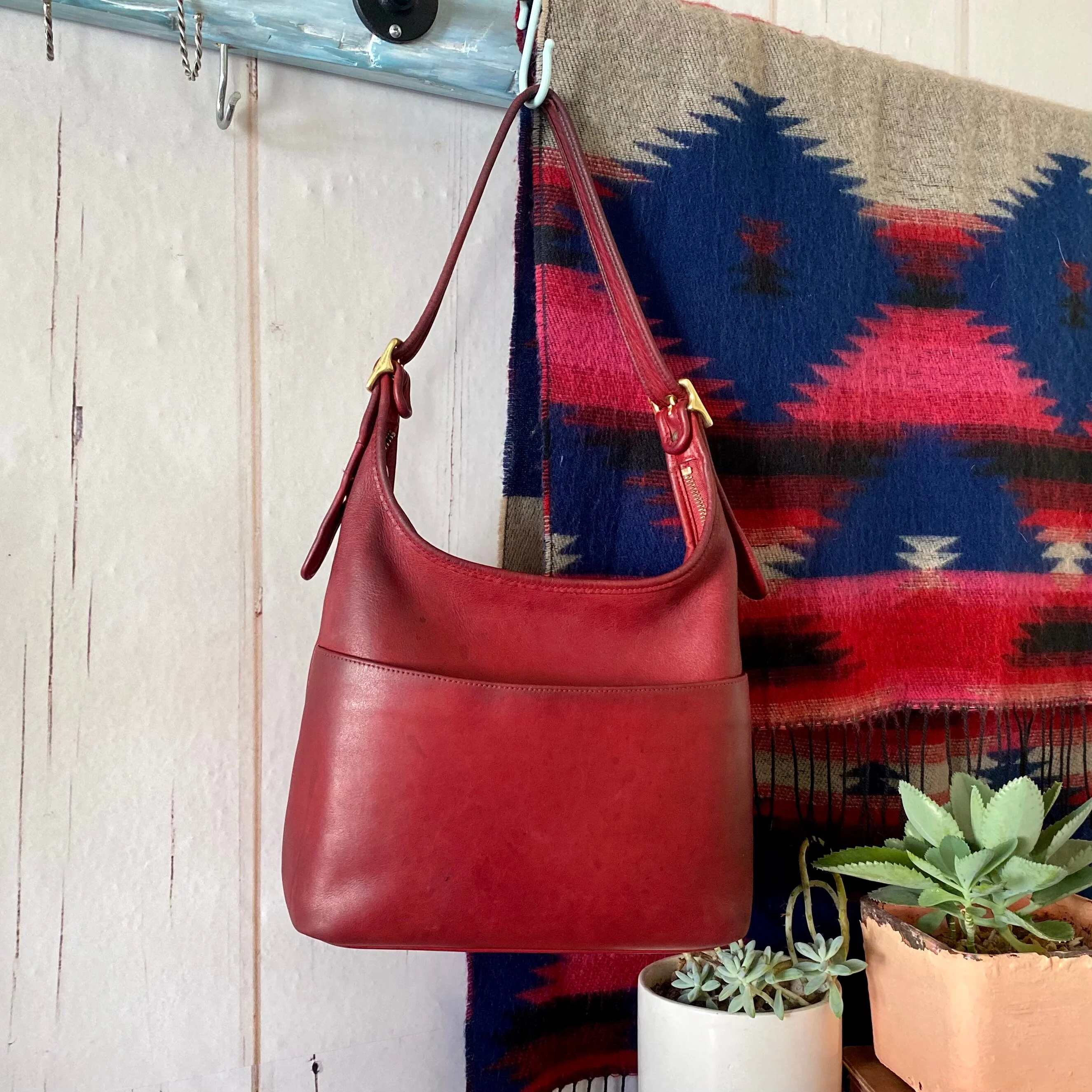 Vintage Coach 00s Legacy Hobo Zip Red Leather Shoulder Bag by Coach - Image 2