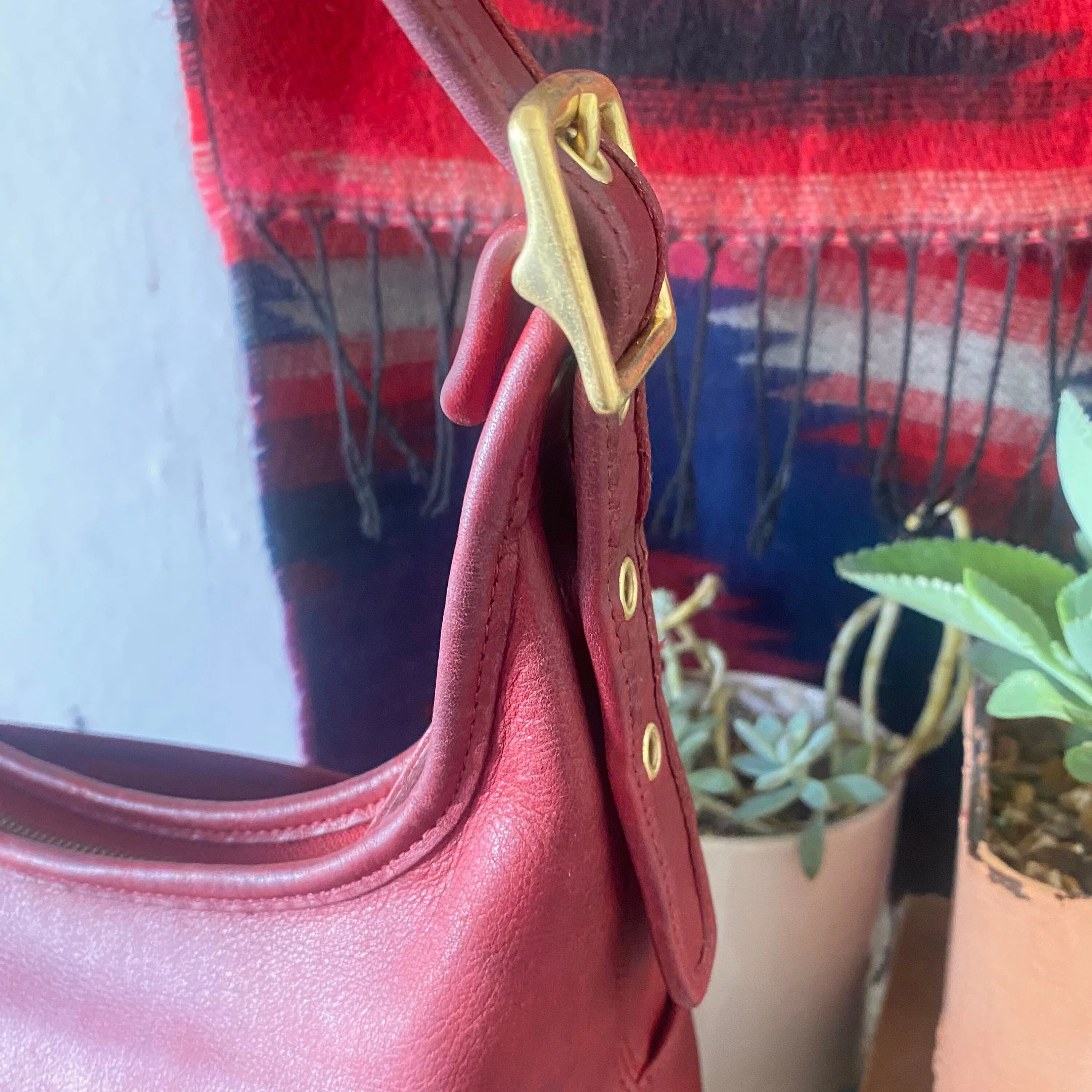 Vintage Coach 00s Legacy Hobo Zip Red Leather Shoulder Bag by Coach - Image 8