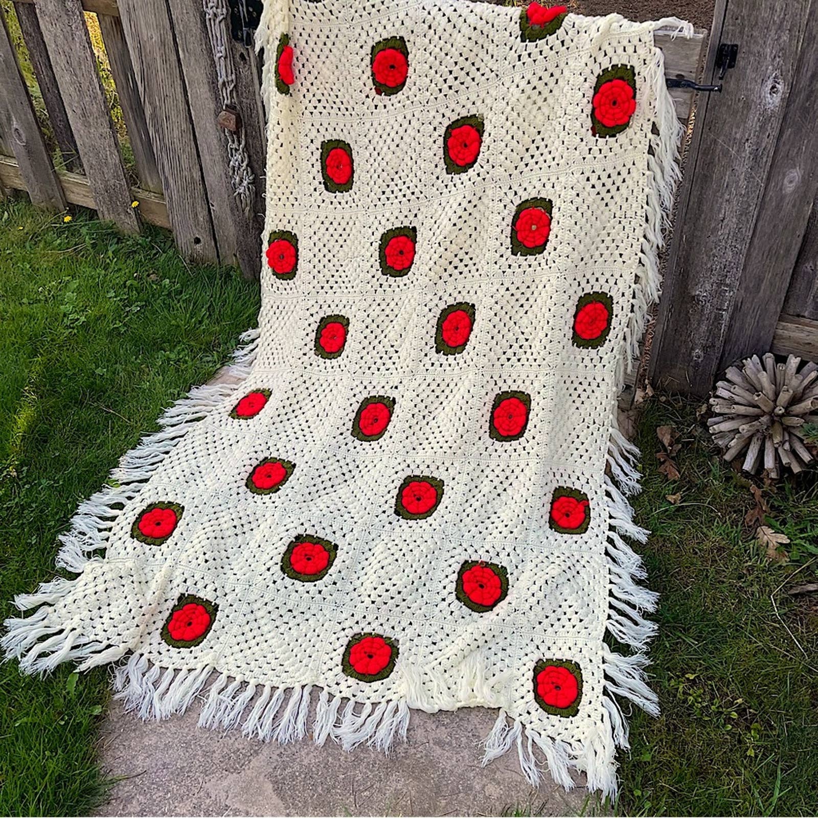 Vintage Crochet Afghan with 3 D Flower Design - Image 3