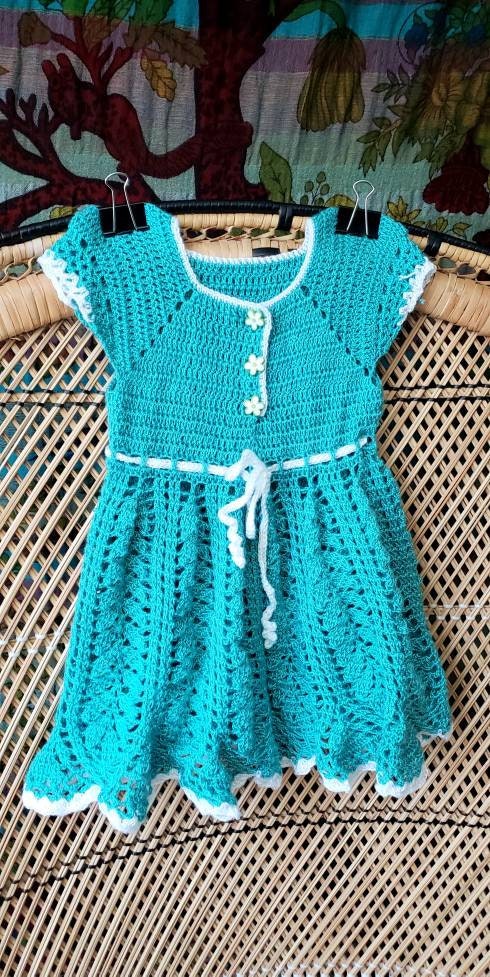 Vintage Crochet Dress 18m Vintage Girls Crochet Dress Hand Crochet Dress Teal Dress with Flower Buttons - Image 4