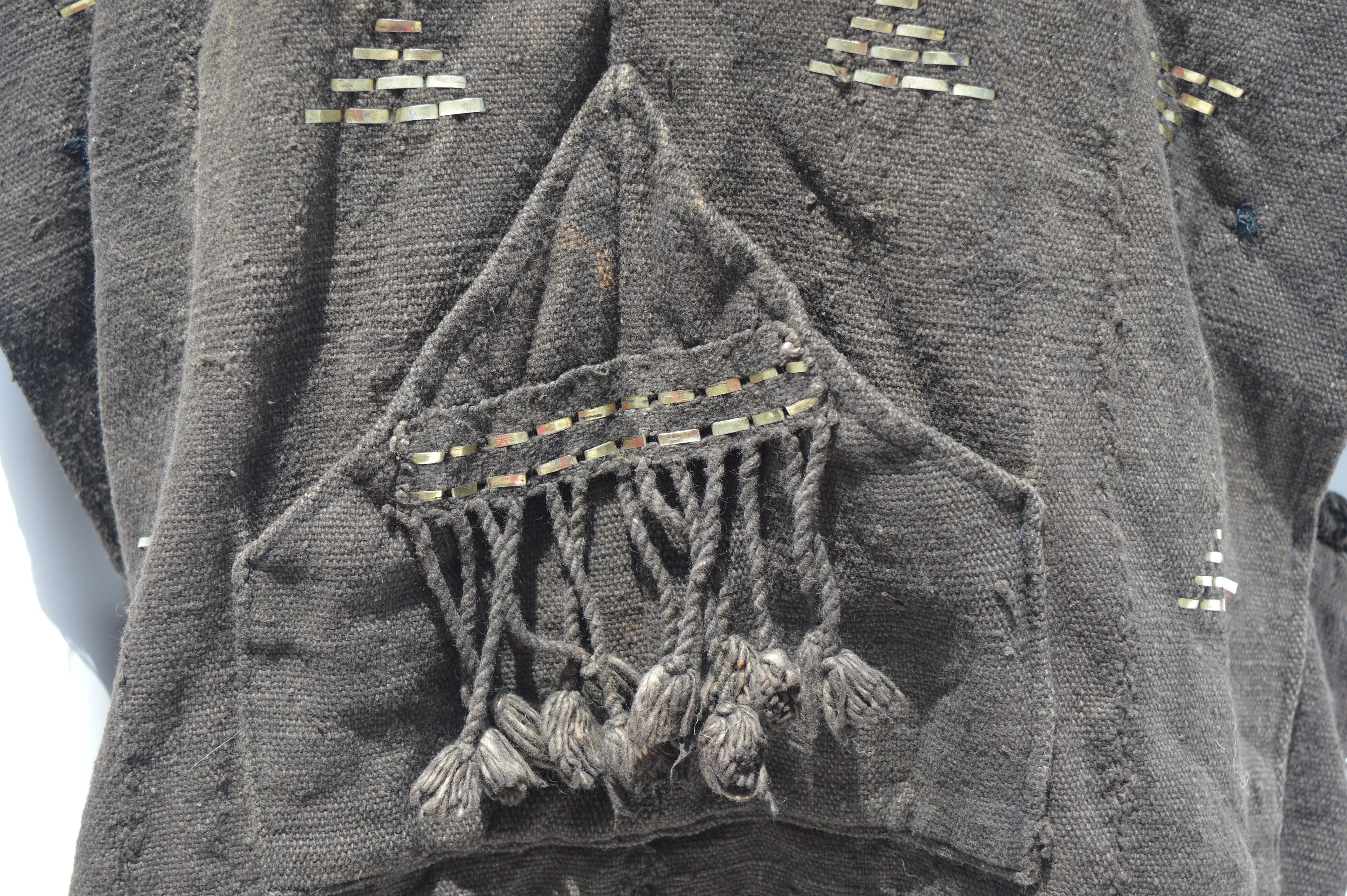 Vintage Dogon Mud Cloth Hunter's Mali Dogon Shirt Kanaga Symbol, Black with Metal Embroidery Men's Xl - Image 9