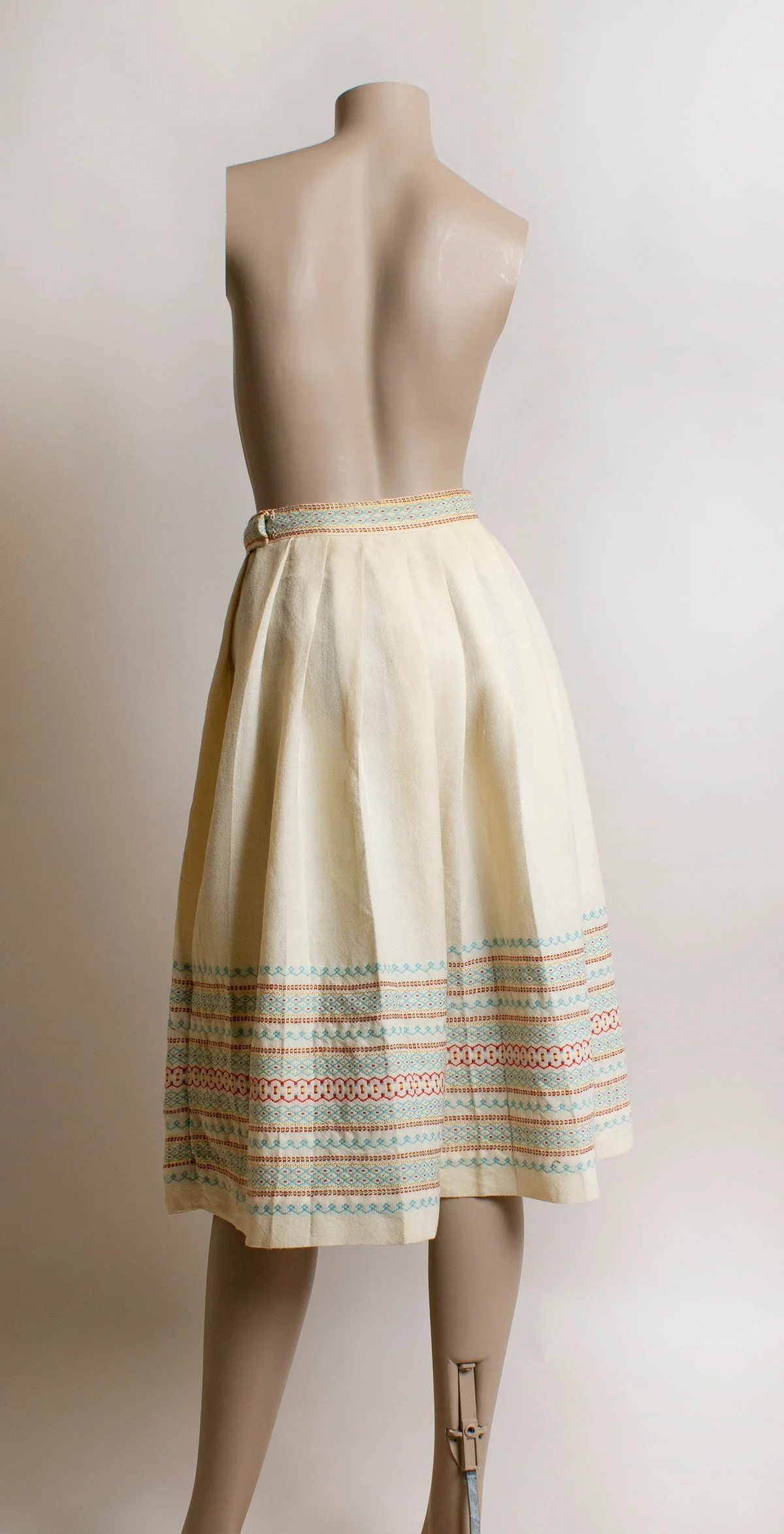 Vintage Embroidered Wool Skirt 50s 60s Knife Pleat Guatemalan Style Folk Small Xs 24" Waist - Image 2
