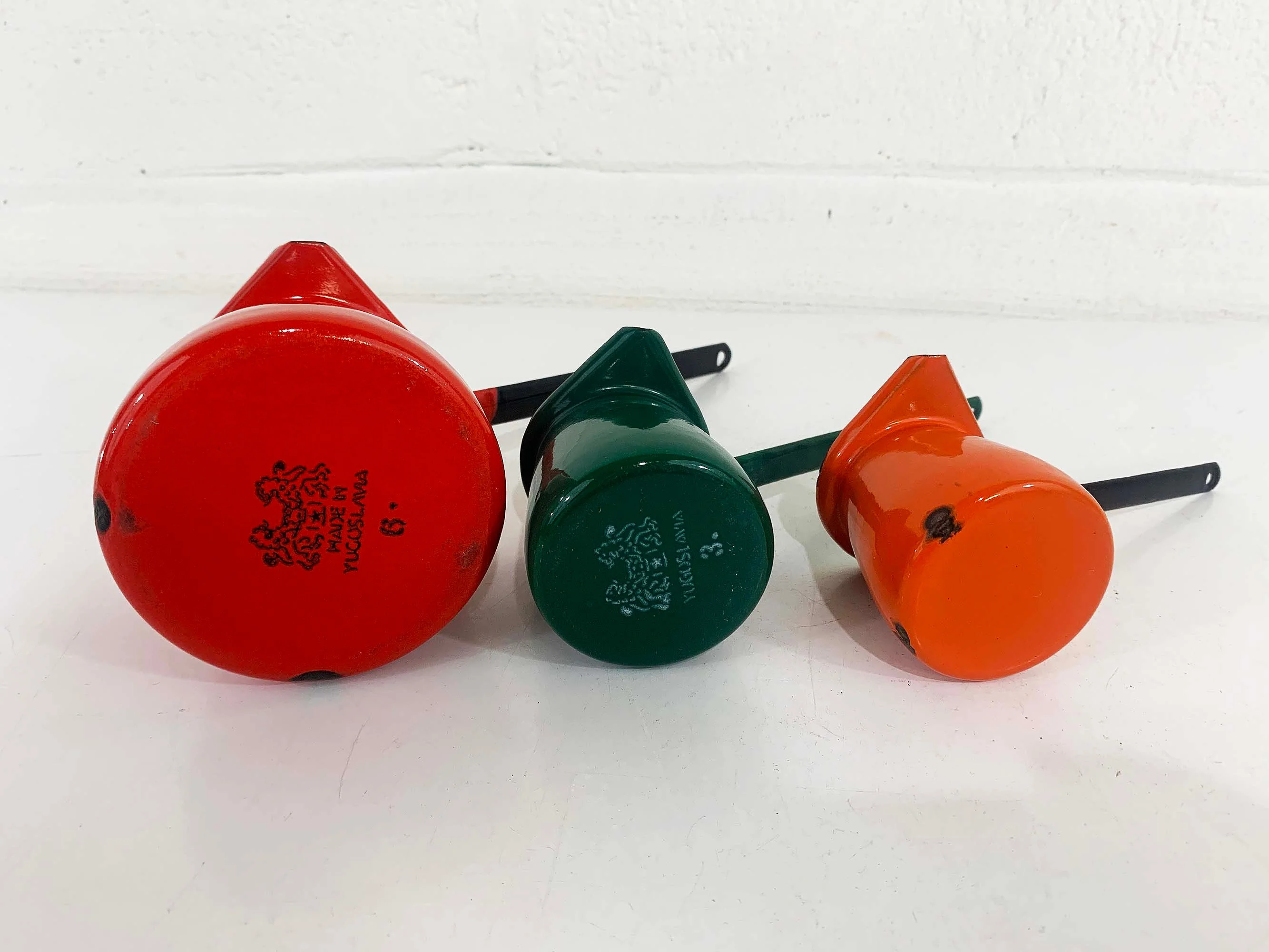 Vintage Enamelware Small Pitcher Set of 3 Pot Retro Made In Yugoslavia Milk Warmer Butter Coffee Primitive Kitchen Dippers 50s - Image 5