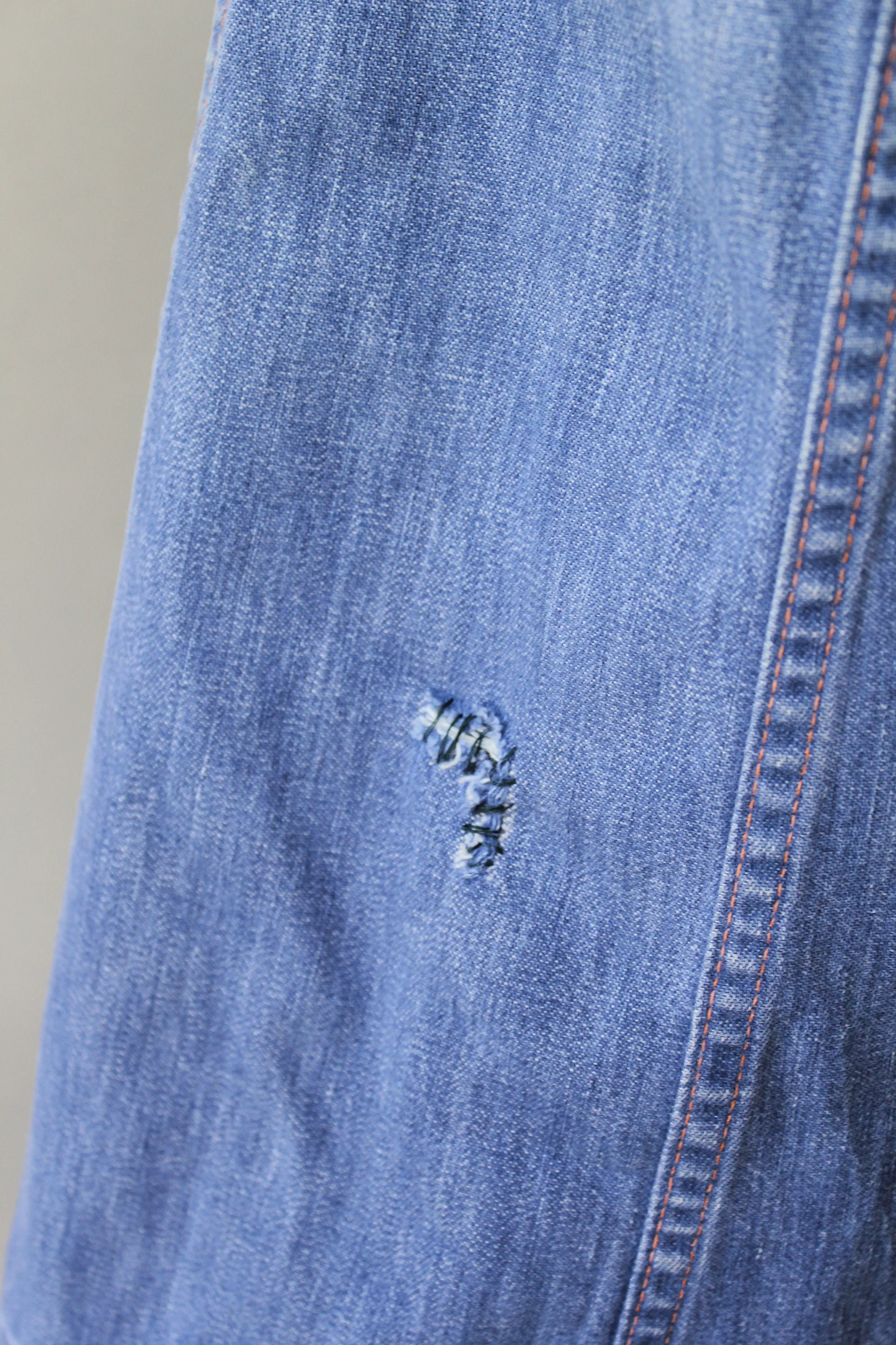 Vintage Faded Bell Bottom Seamed Pocketless Flared High Waist Jeans 26 27 Inch Waist - Image 8