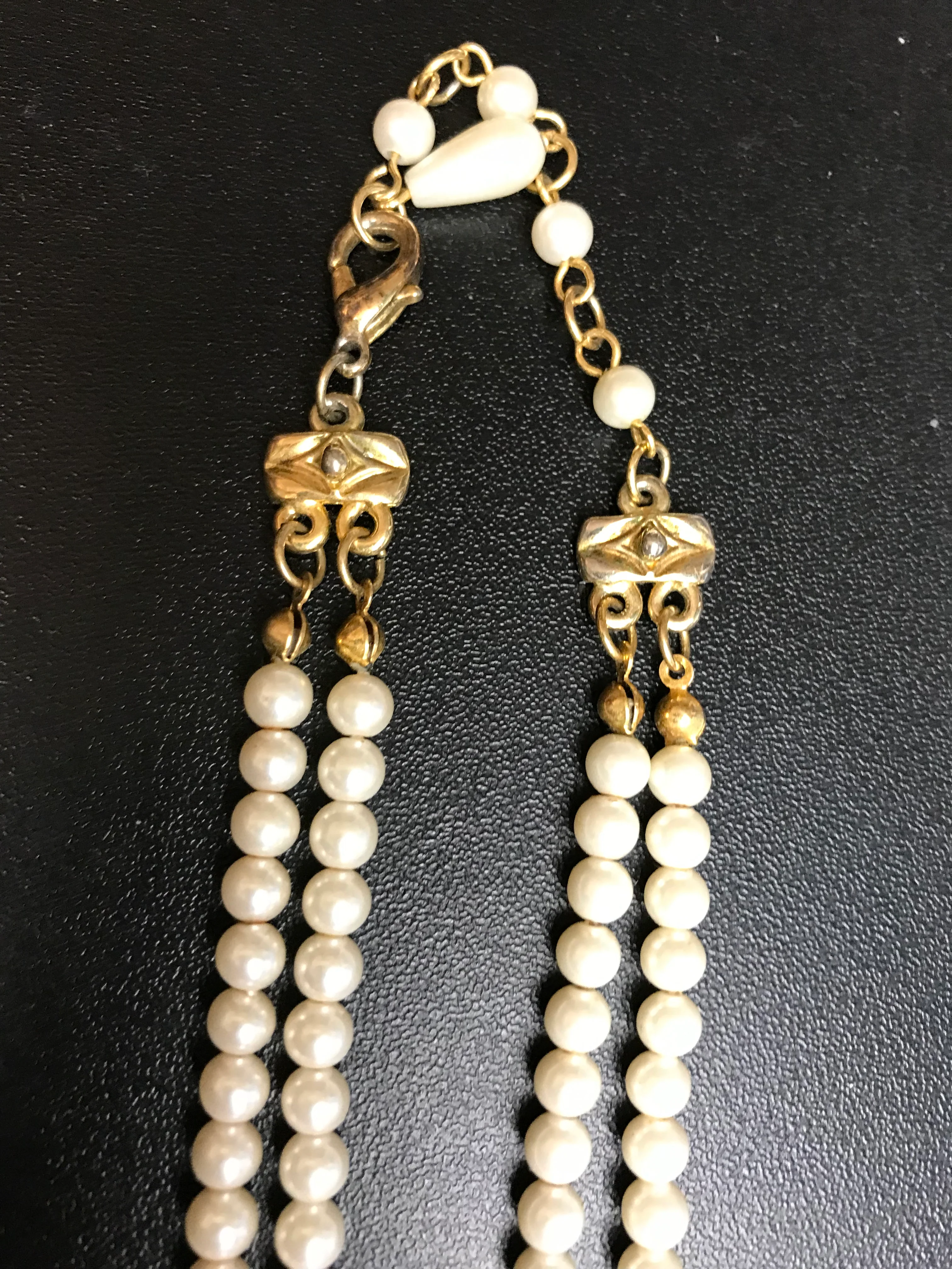 Vintage Faux Pearl Choker 9" Drop - Image 4