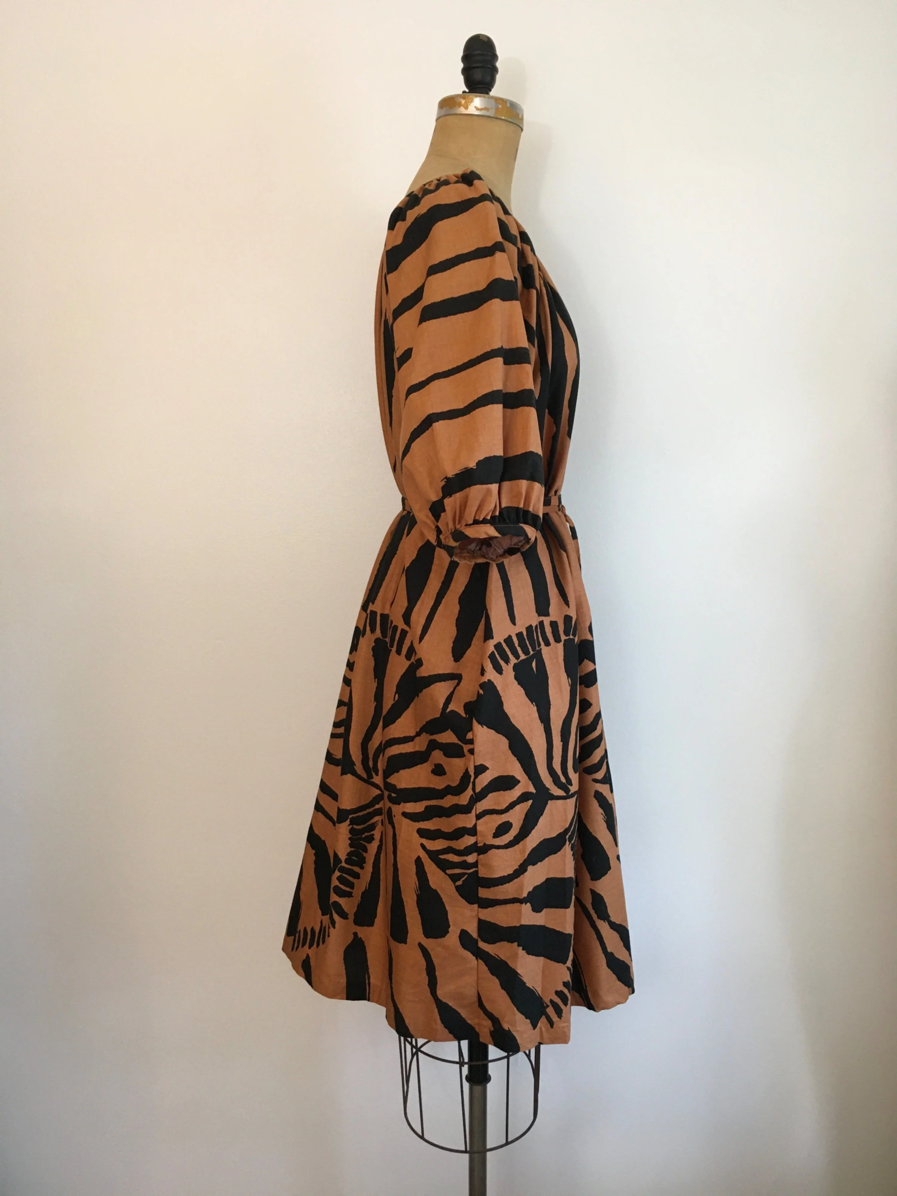 70's/80's Border Novelty Print Zebra Tent Dress and Bag by Fenno - Image 5