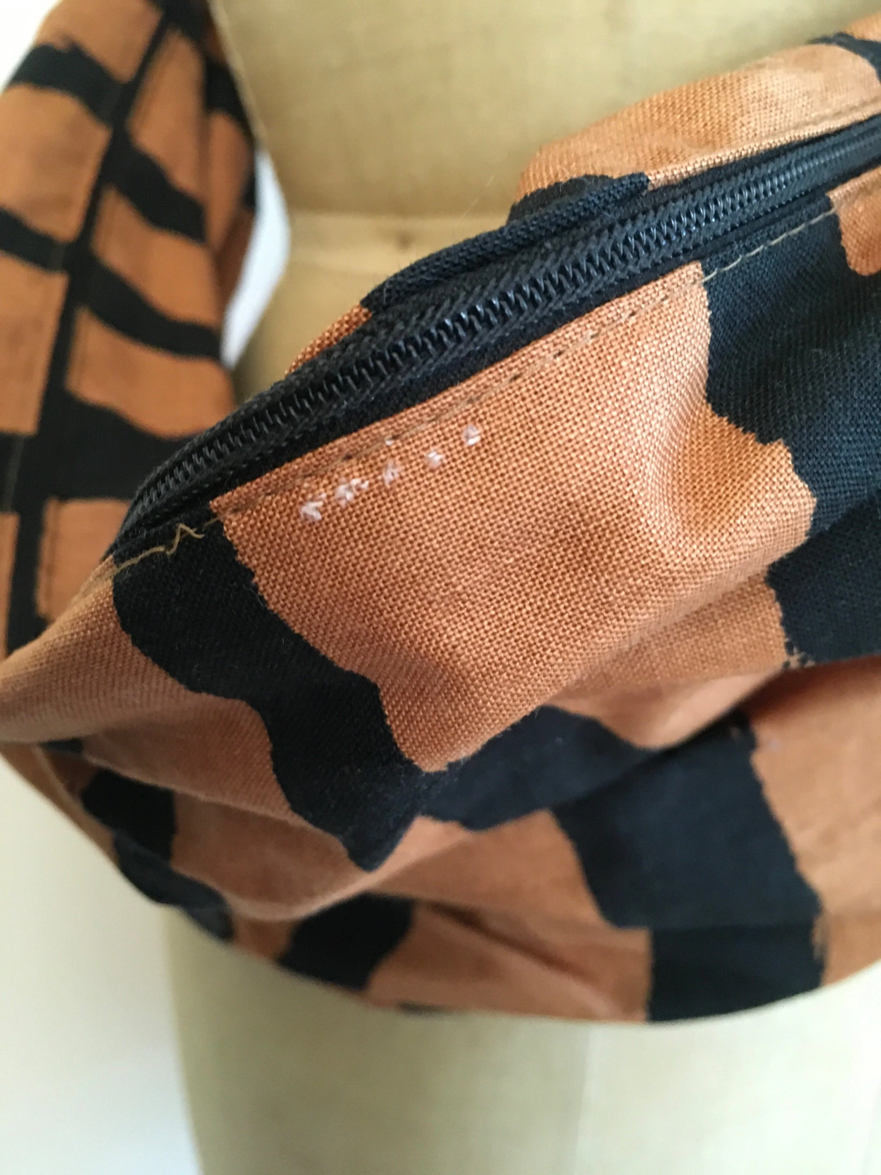 70's/80's Border Novelty Print Zebra Tent Dress and Bag by Fenno - Image 9