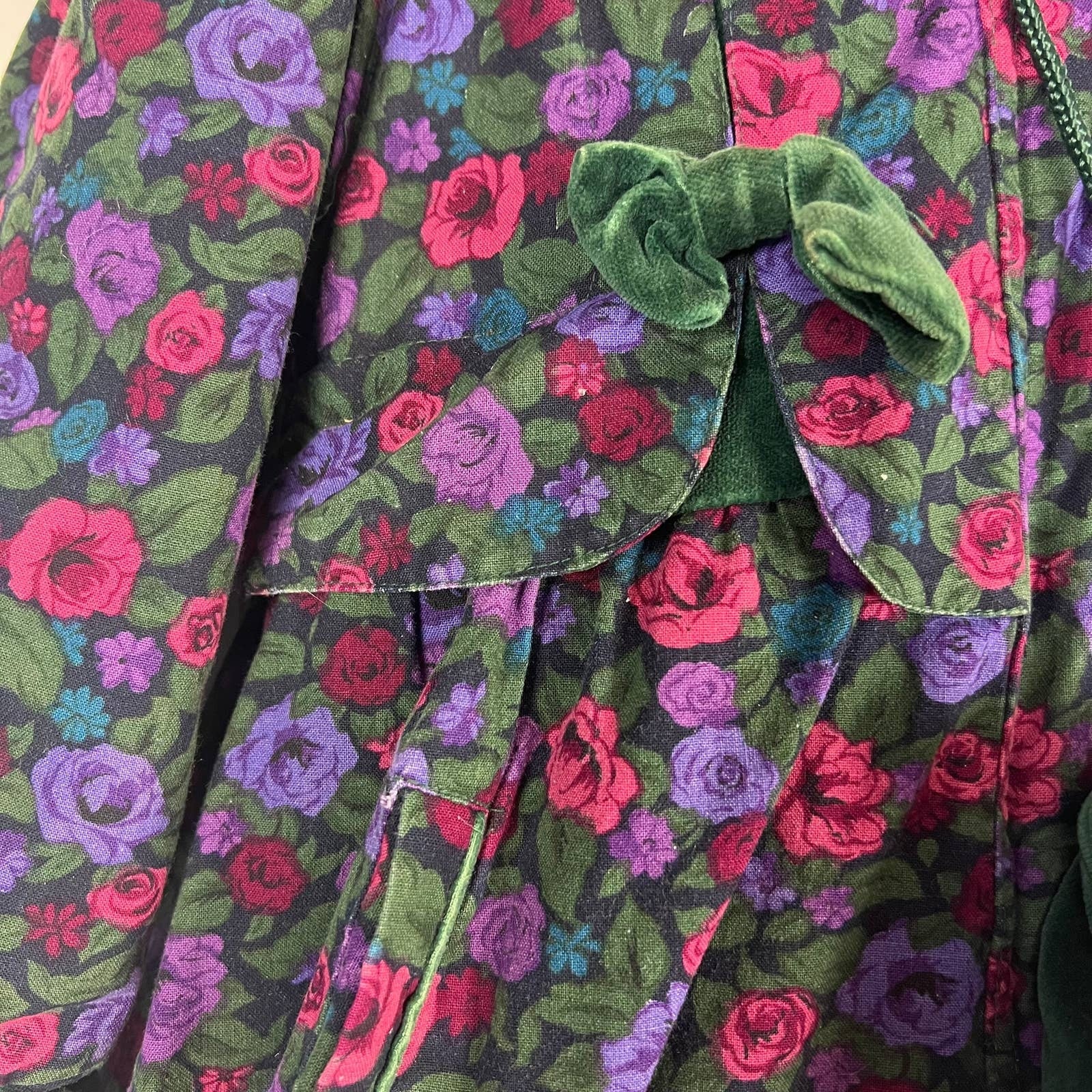 Vintage Floral Green Velvet Dress Coat and Handwarmer Purse Hooded Sz 5 by Rothschild - Image 9