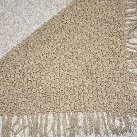70s Vintage Fringe Shawl - Image 3