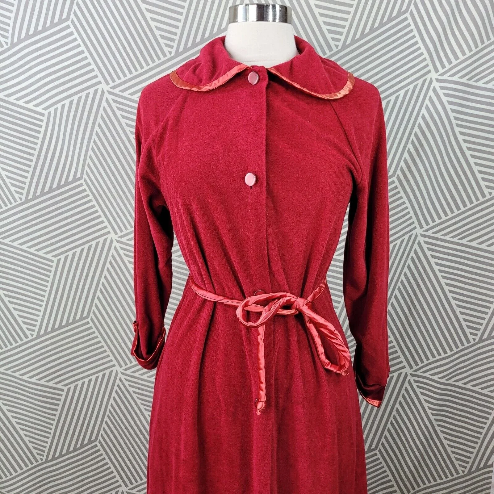 Vintage Fuzzy Fleece Size Small Housecoat Robe Button Up Warm Red Pinup Long by Sears - Image 4