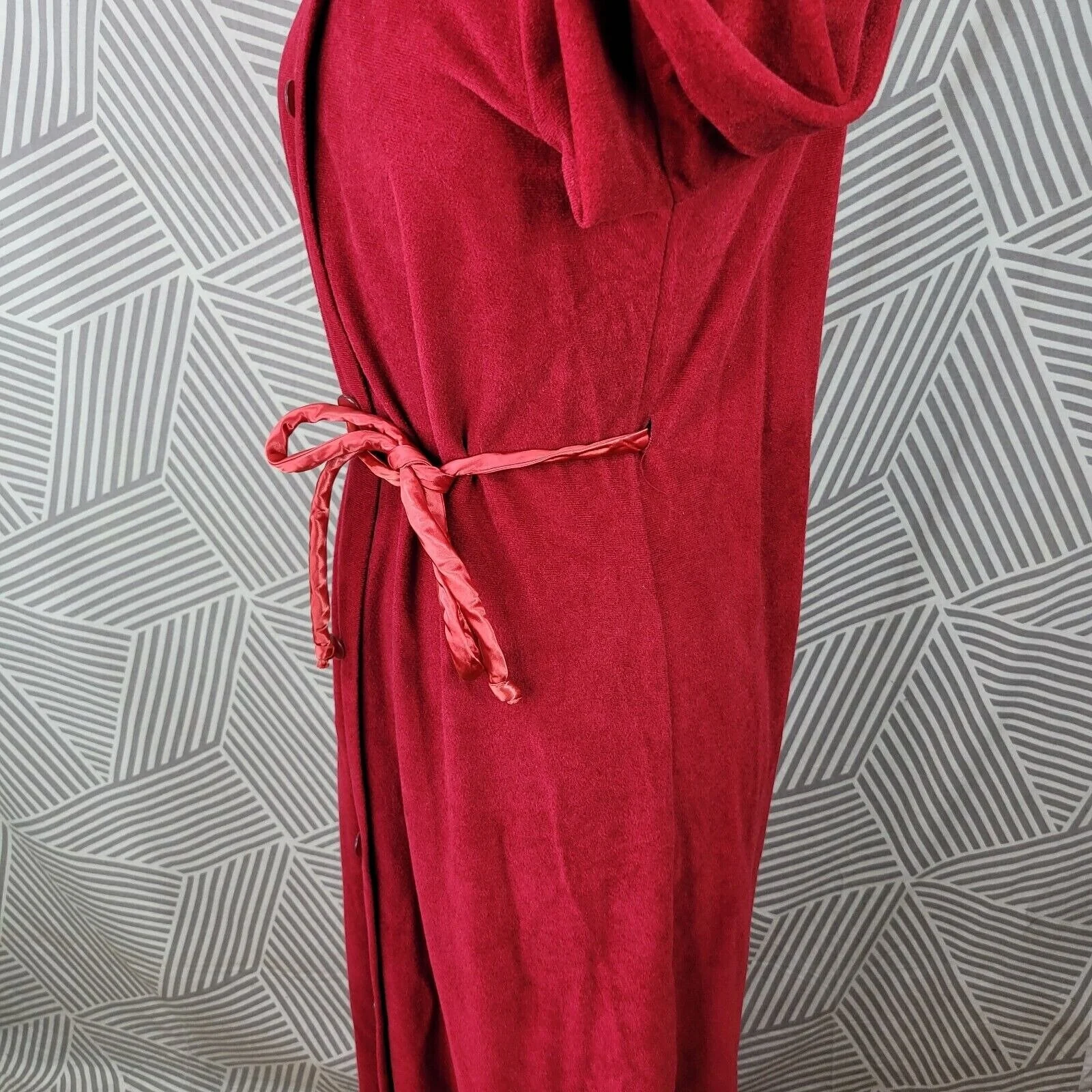 Vintage Fuzzy Fleece Size Small Housecoat Robe Button Up Warm Red Pinup Long by Sears - Image 9