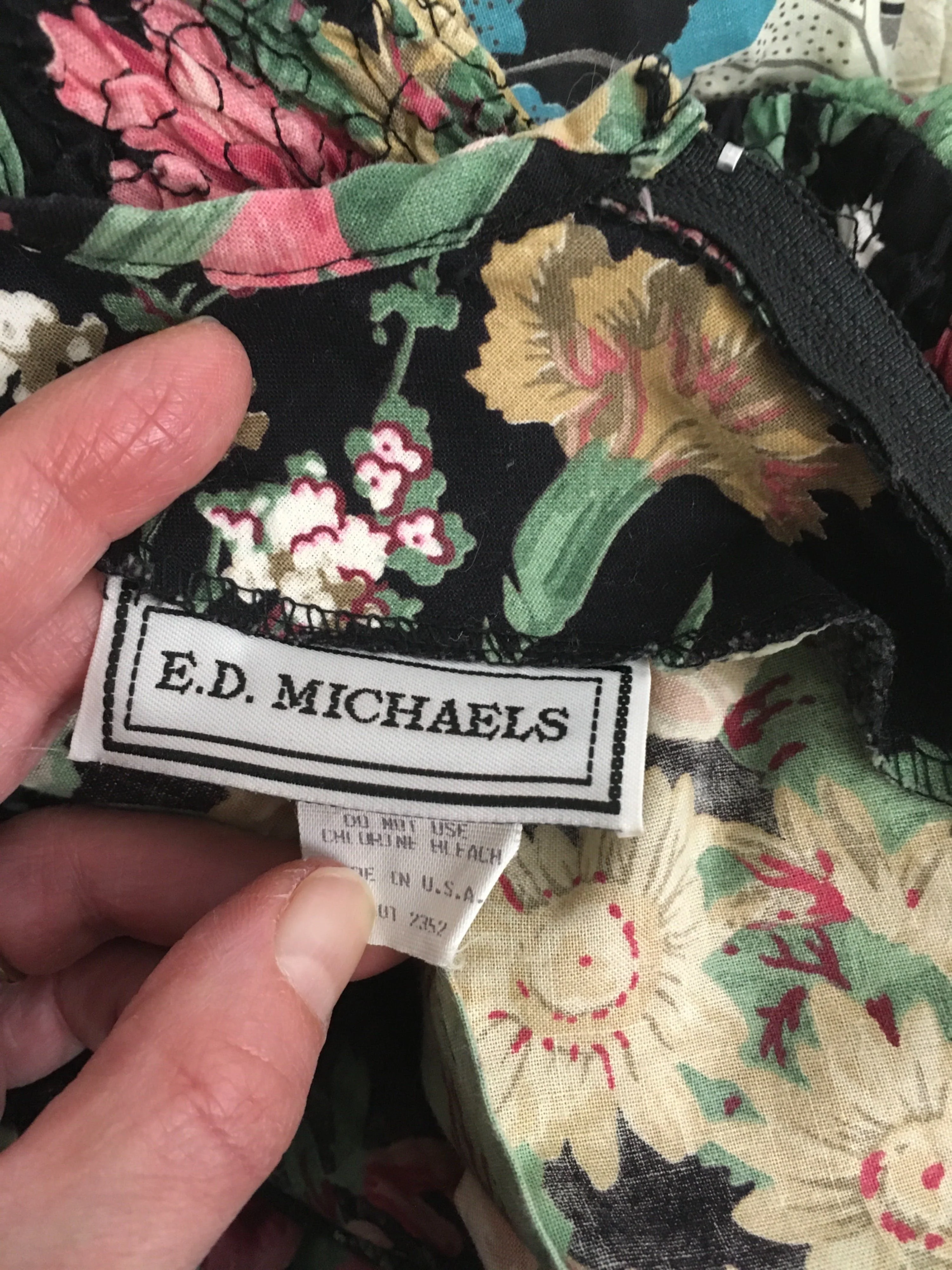 80's Scrunchy Bodice Garden Party Floral Dress by E.D. Michaels - Image 6