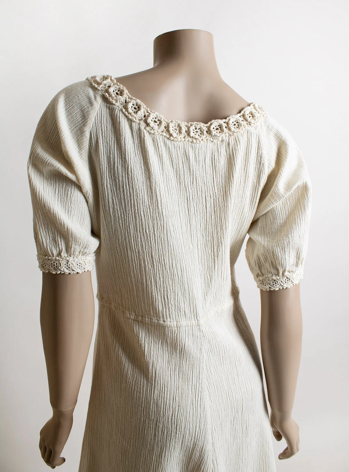 Vintage Gauzy Ivory White Short Sleeve Crochet Flower Medallion Neckline Balkan Cotton Gauzy Summer Dress by Balkan - Image 5