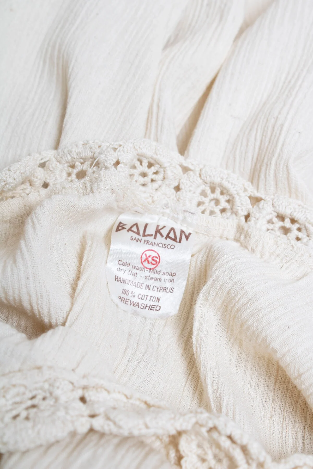 Vintage Gauzy Ivory White Short Sleeve Crochet Flower Medallion Neckline Balkan Cotton Gauzy Summer Dress by Balkan - Image 9