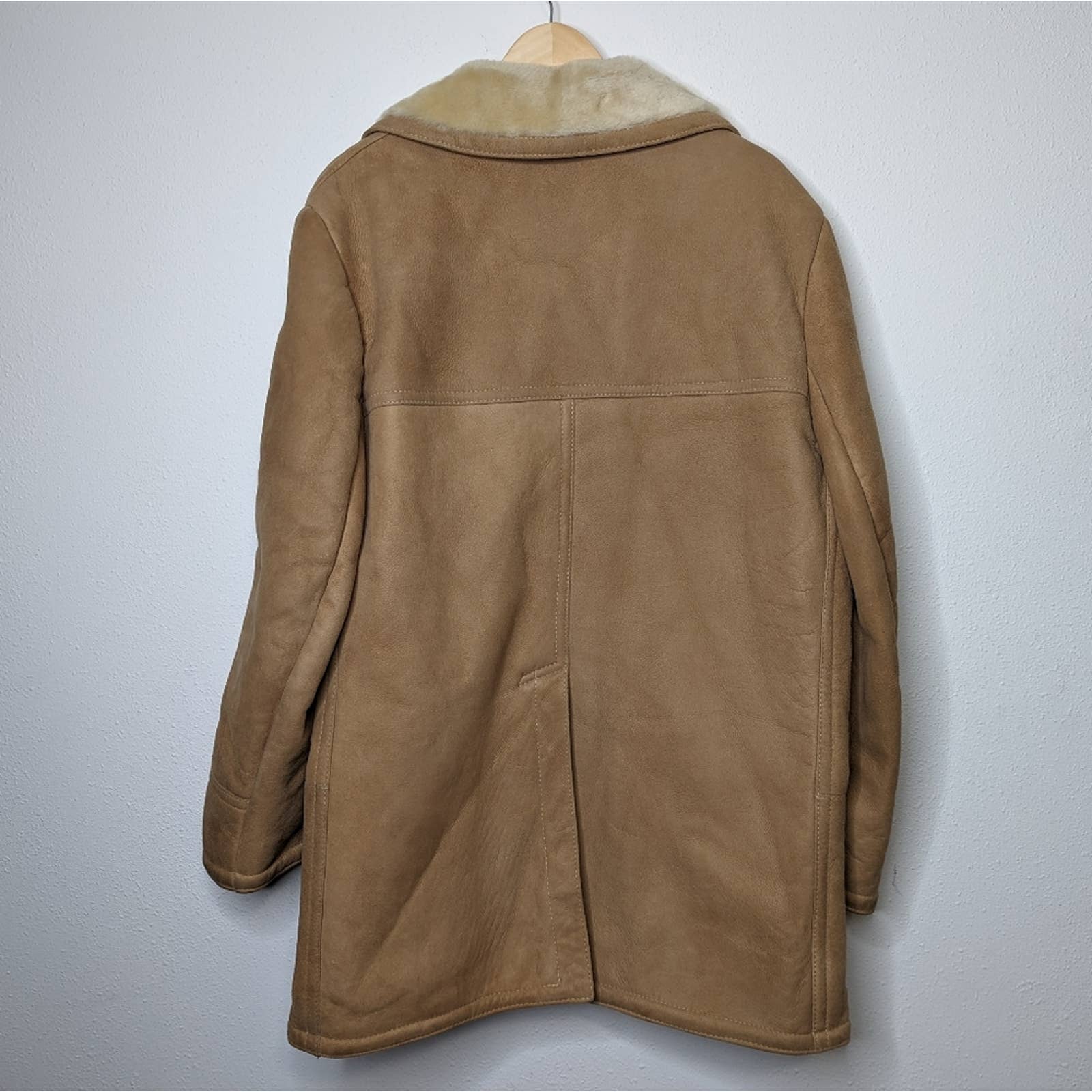 Vintage Genuine Sheepskin Shearling Men's Leather Coat by Sawyer of Napa California - Image 2