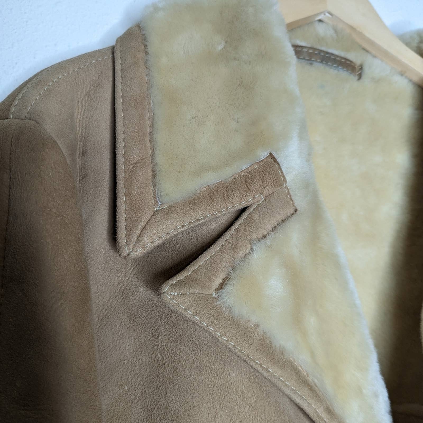 Vintage Genuine Sheepskin Shearling Men's Leather Coat by Sawyer of Napa California - Image 6