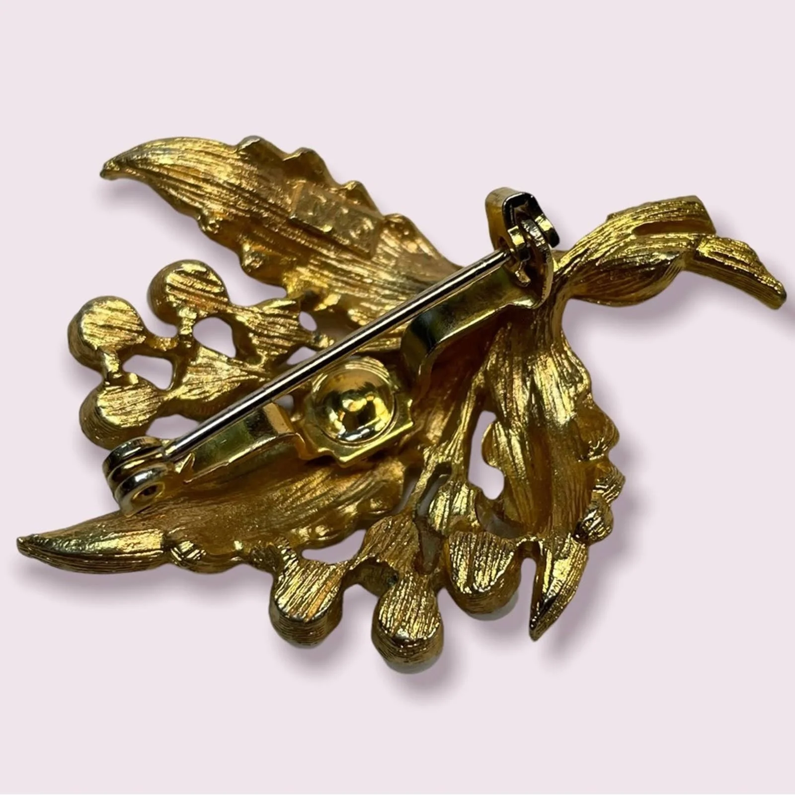 Vintage Gold Brooch Pin Pearls - Image 2