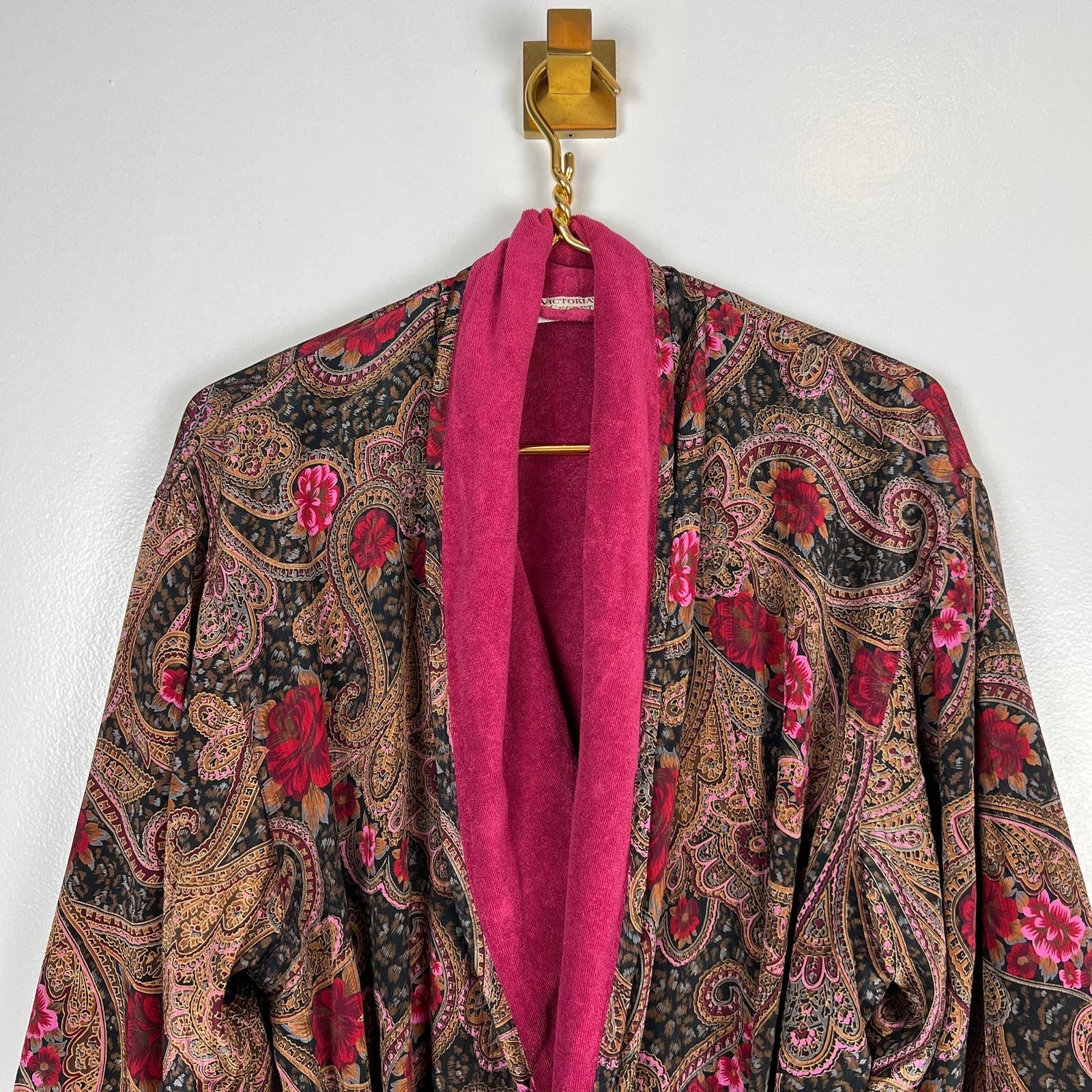 Vintage Gold Label Paisley Terrycloth Lined Robe Tie Belt Os by Victoria's Secret - Image 9