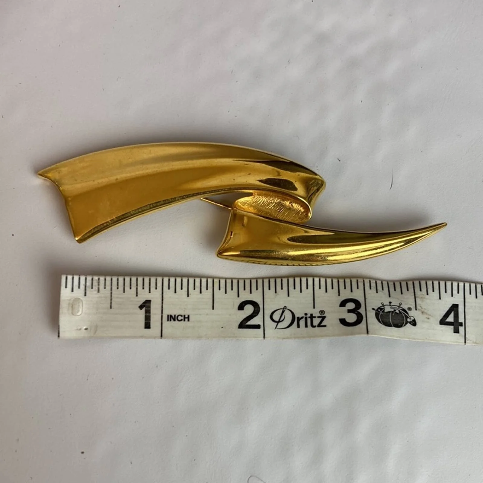Vintage Gold Tone Stylized Modern Brooch Statement Party Prom Flag Fabric - Image 2