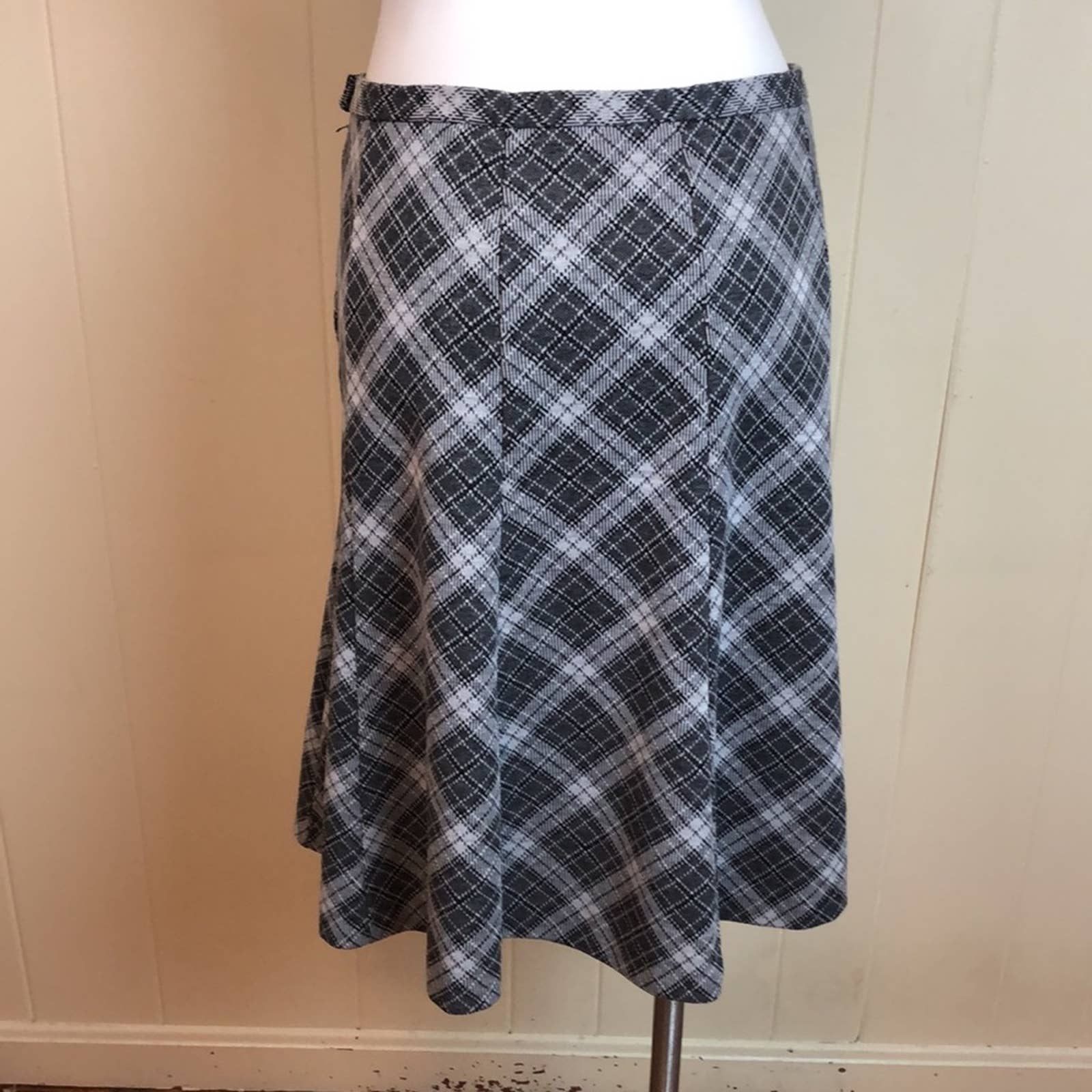 Vintage Gray Plaid Skirt Medium Dark Academia Schoolgirl by Koret of California - Image 3