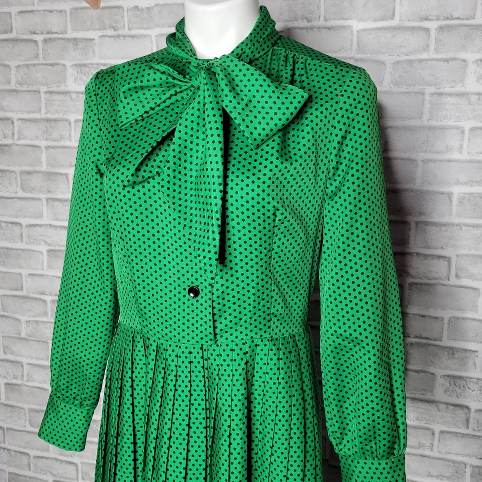 Vintage Green Polka Dot Pleated Maxi Dress by California Girl - Image 3