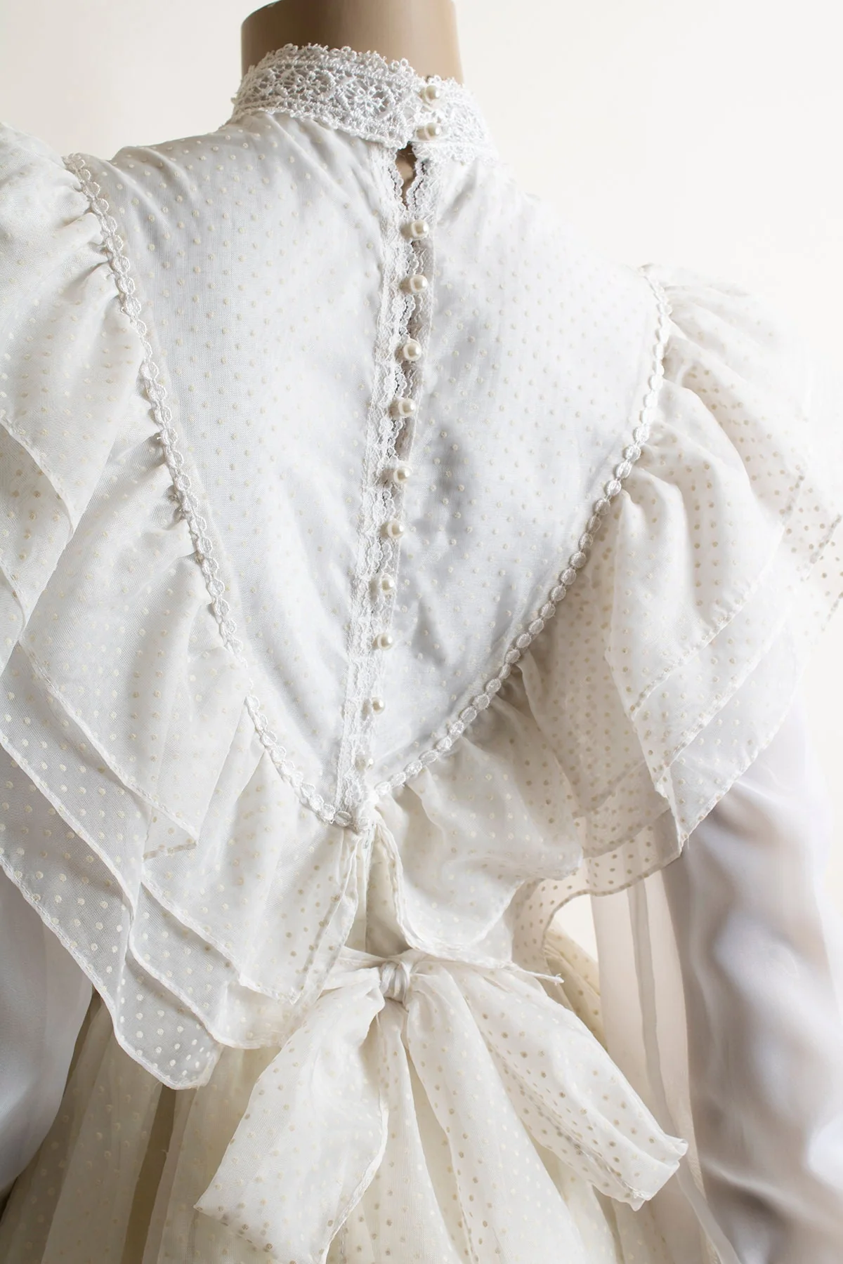 Vintage Gunne Sax Dress Sheer White Swiss Dot Fairy Whimsical Party Prom Dress Ruffles Victorian Style Jessica Mcclintock Bride Small 7 by Gunne Sax - Image 6