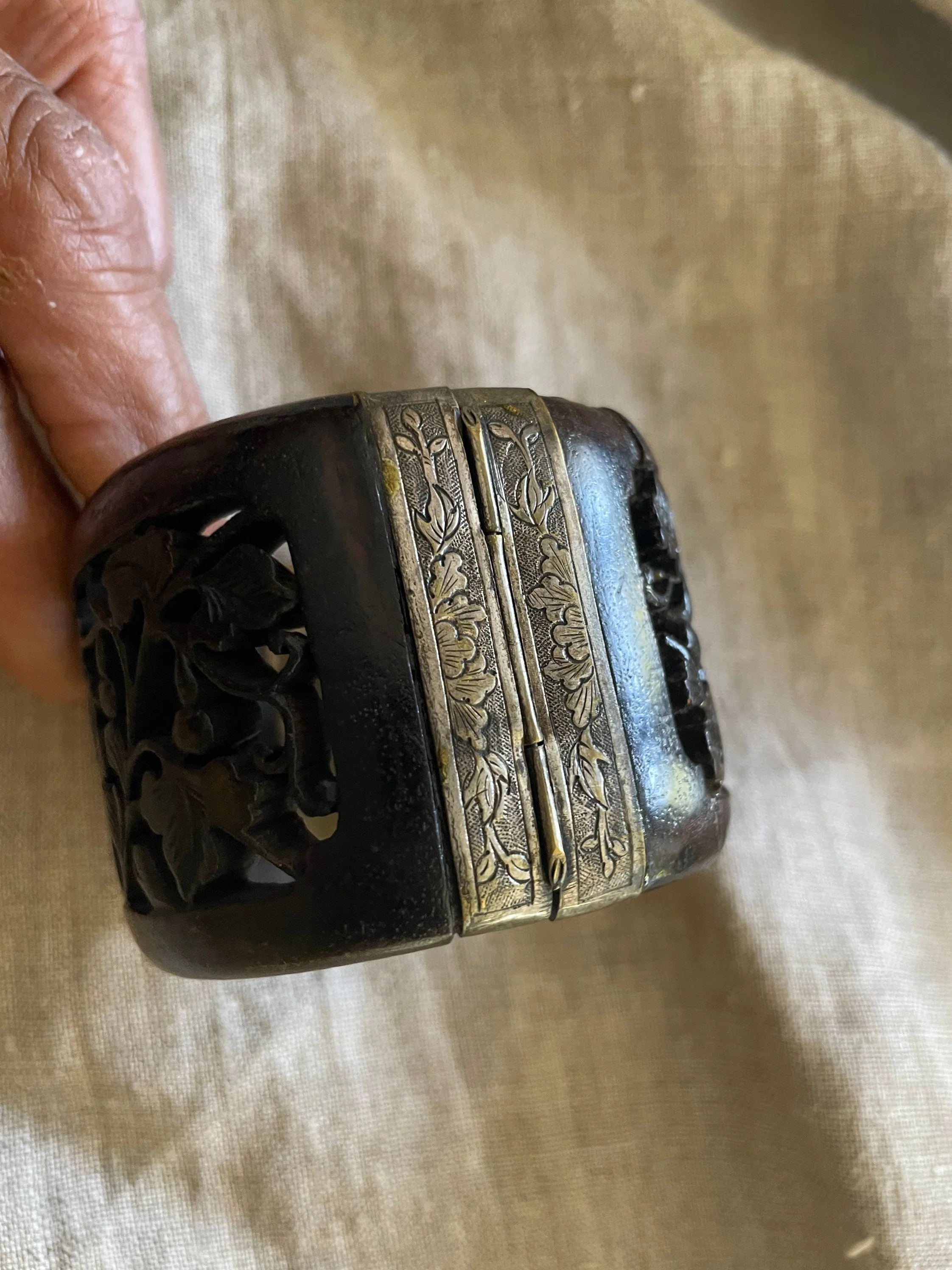 Vintage Hand Carved Wool Bangle Bracelet Silver Rosewood Stemmed - Image 5
