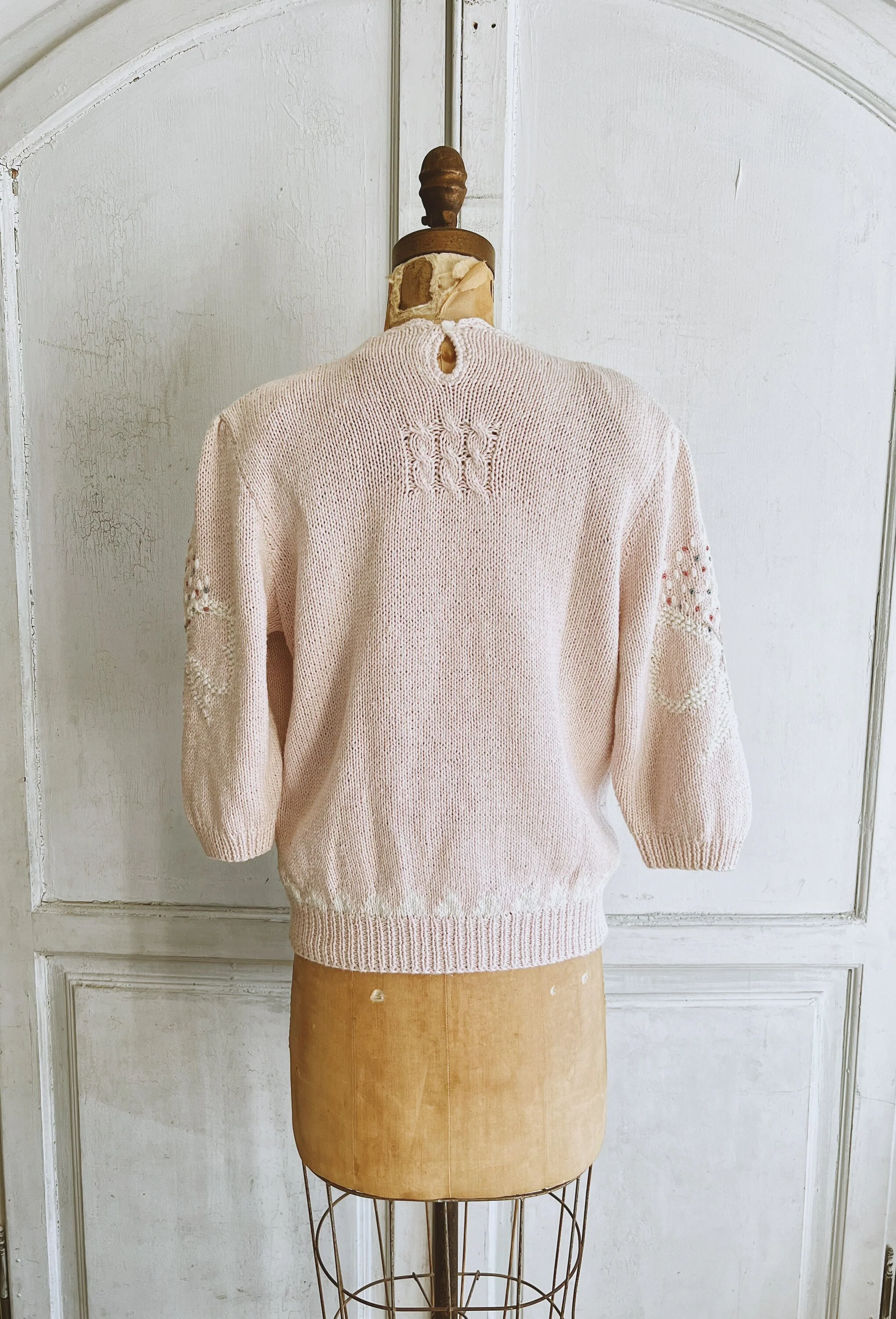 Vintage Hand Knit Sweater 80s Pink Sweater Embellished with Bows by Marisa Christina - Image 2