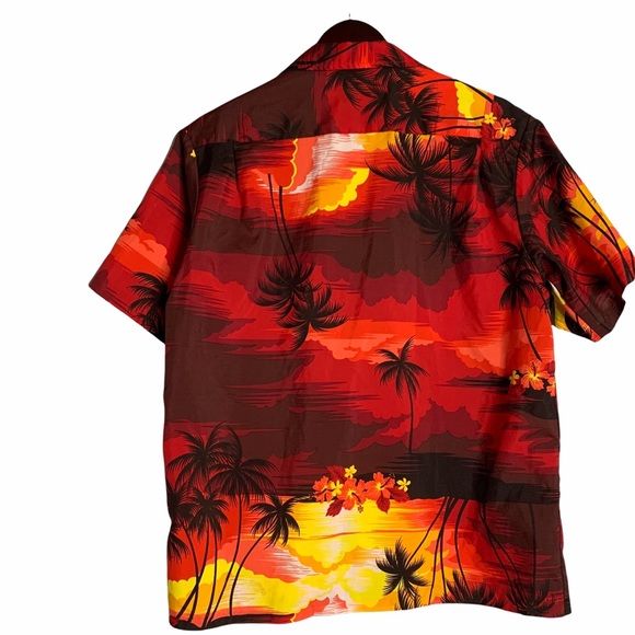 Vintage Helena’s Aloha Shirt Hawaiian Short Sleeve - Image 2