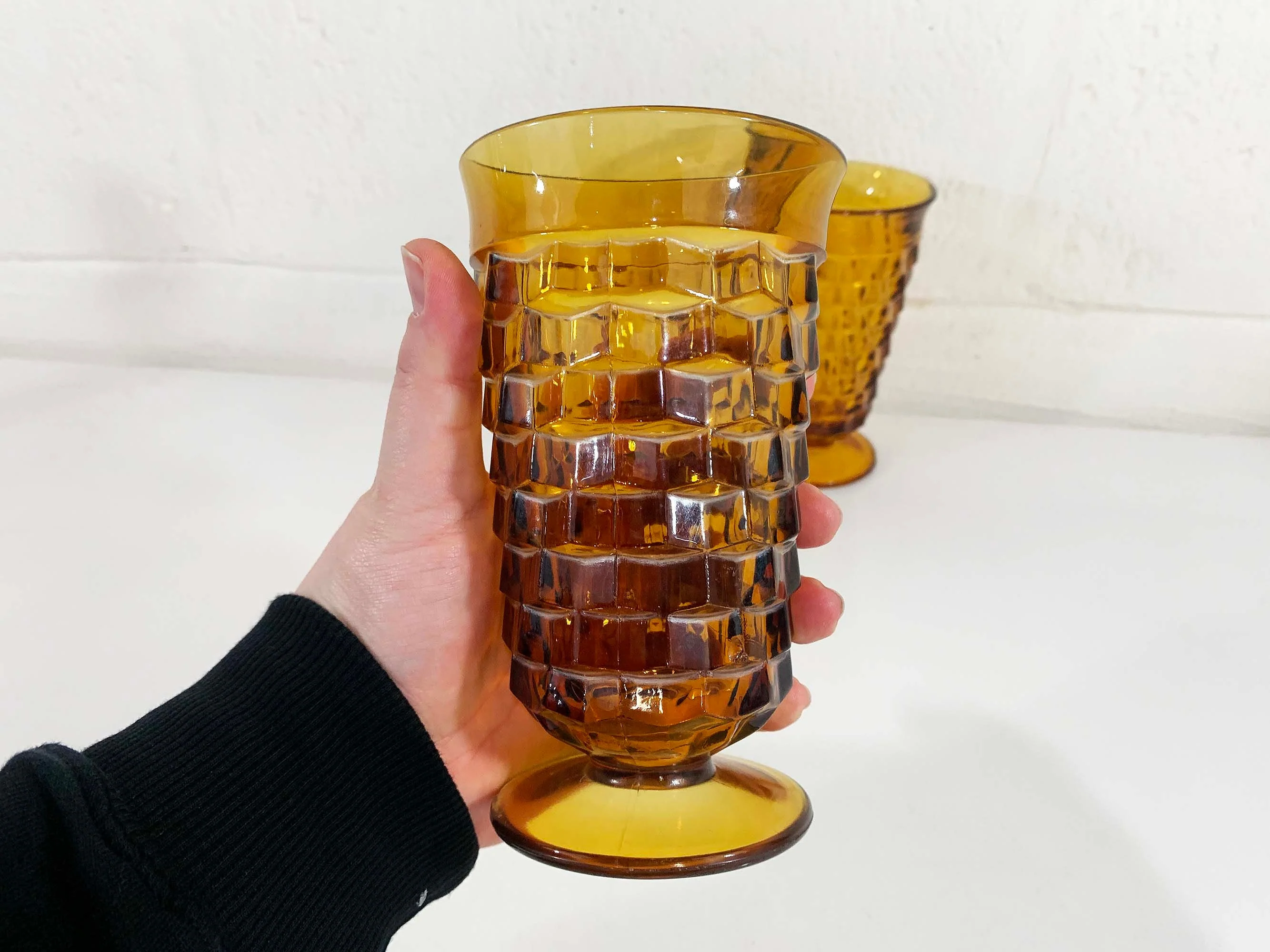 Vintage Iced Tea Glasses Set of 2 Indiana Glass Whitehall Pattern Amber Yellow Orange Highball Wine Goblet Water 60s - Image 4