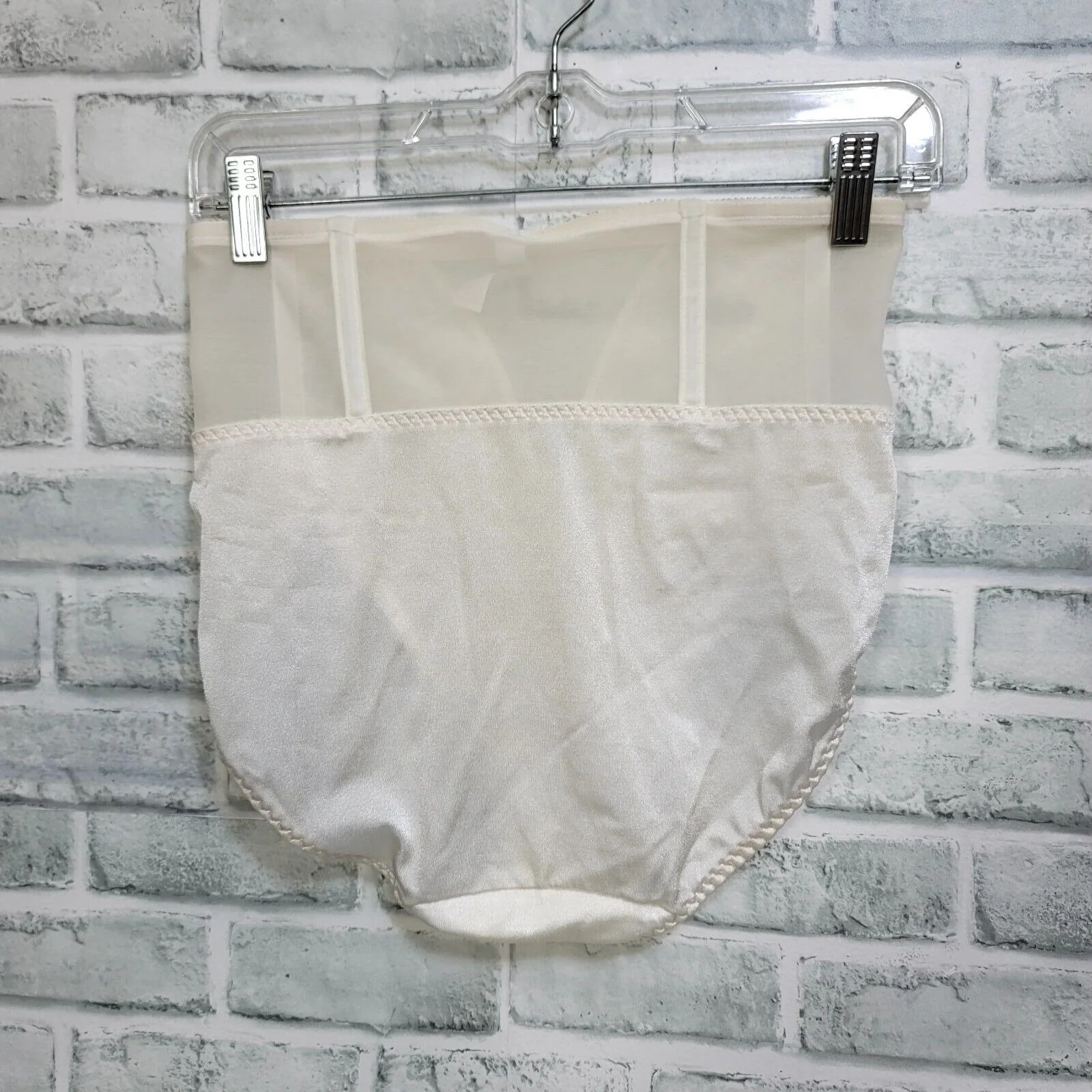 Soft Skins Boned Waist Cream Lace Nylon Panties By  JCPenney - Image 9