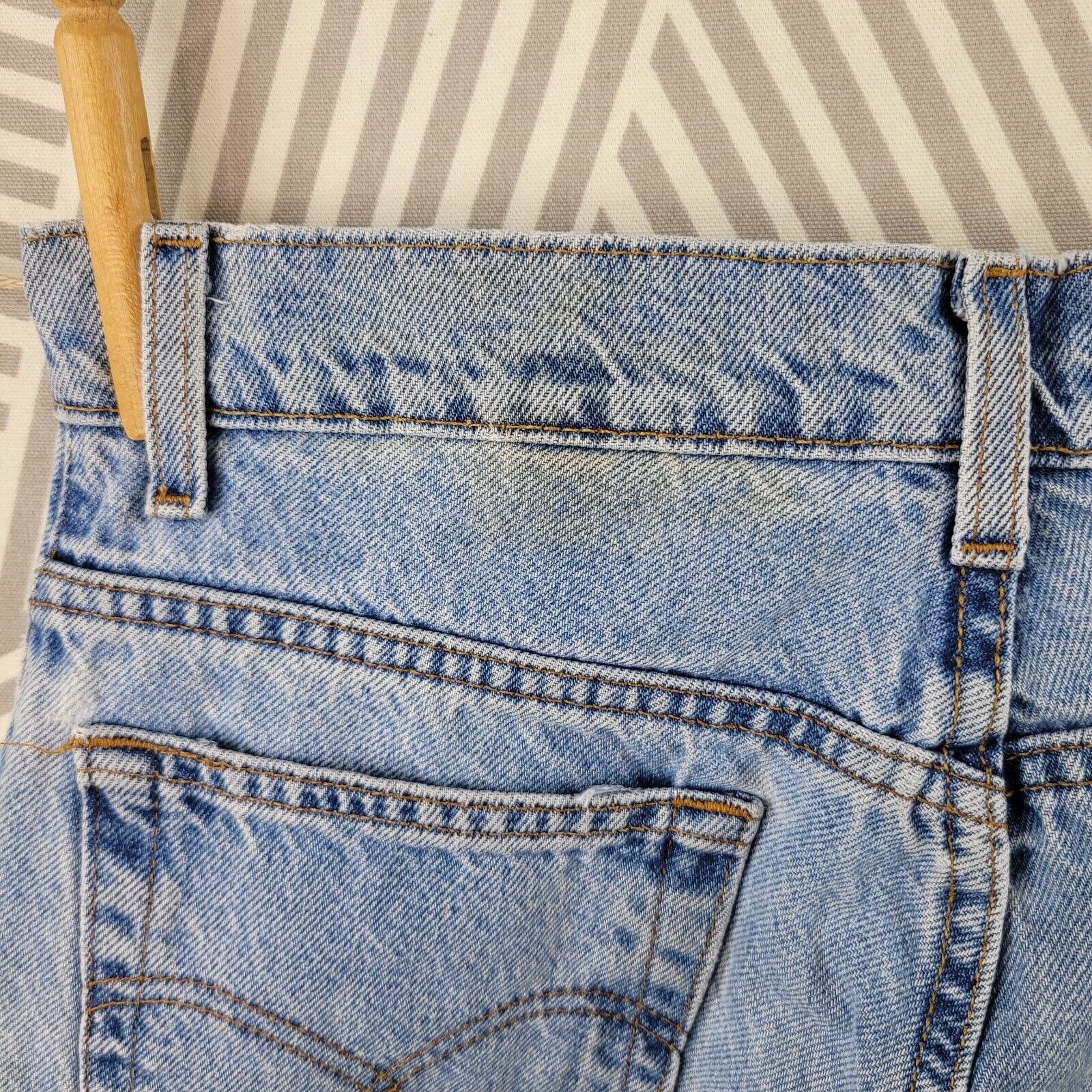 Vintage Jeans Size 11 Long 30" Denim Pants Red Tab 550 Relaxed Tapered by Levis - Image 4