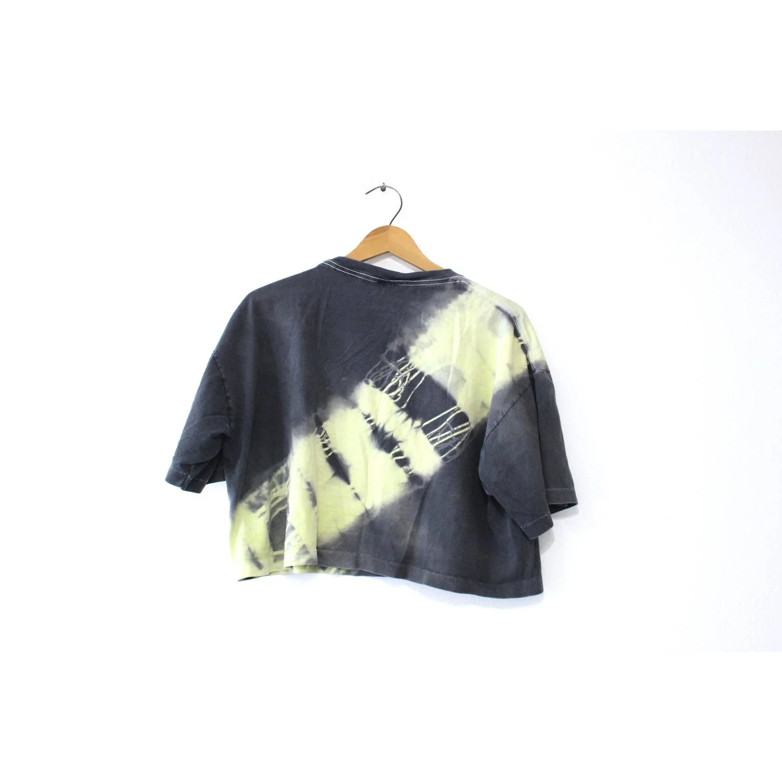 Vintage Lake George New York Crop Top T-Shirt Large - Image 2