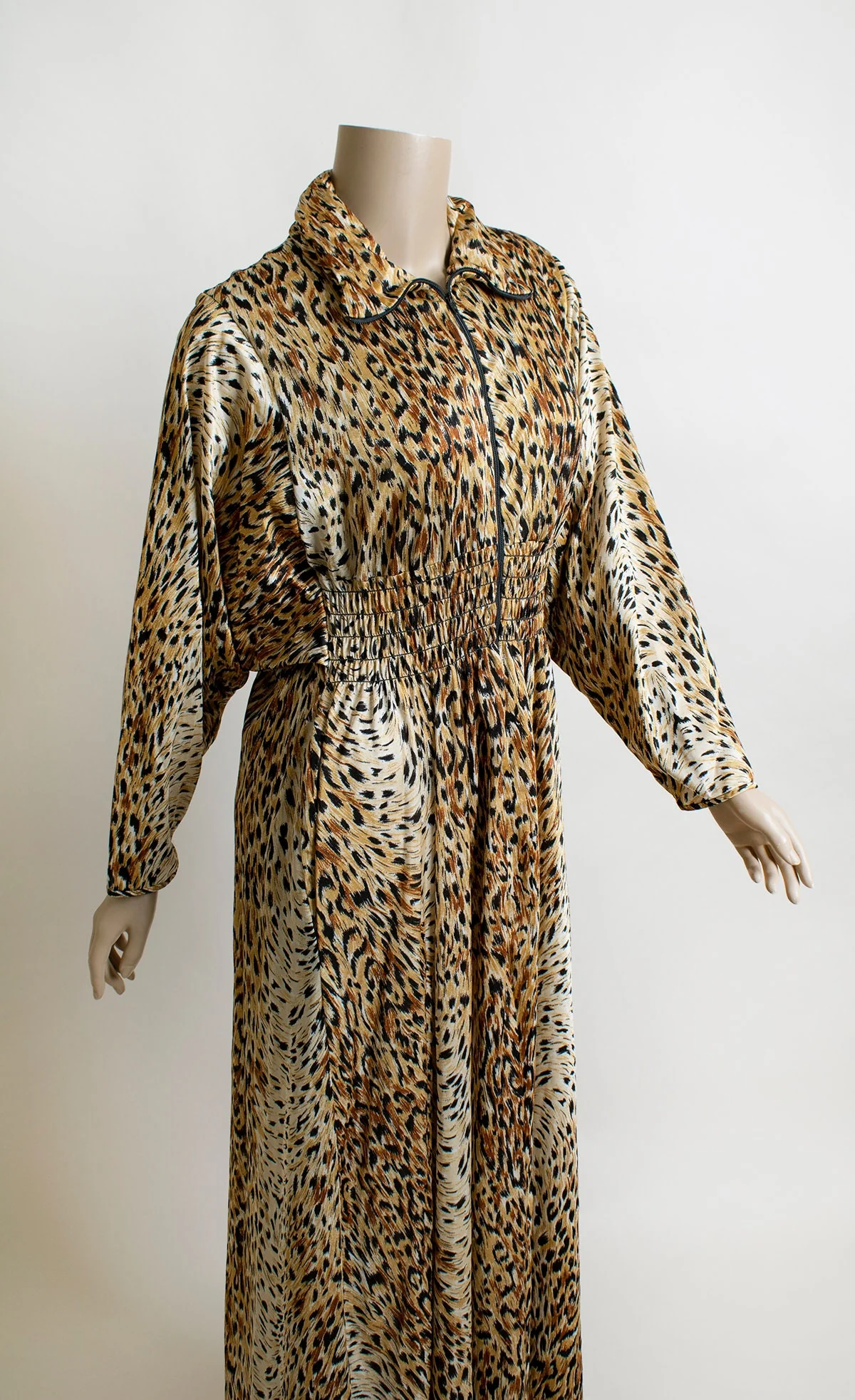 Vintage Leopard Print Robe - Nylon Animal Print Batwing Sleeve Smocked Floor Length Maxi Dressing Gown - 70s Large Xl - Image 5