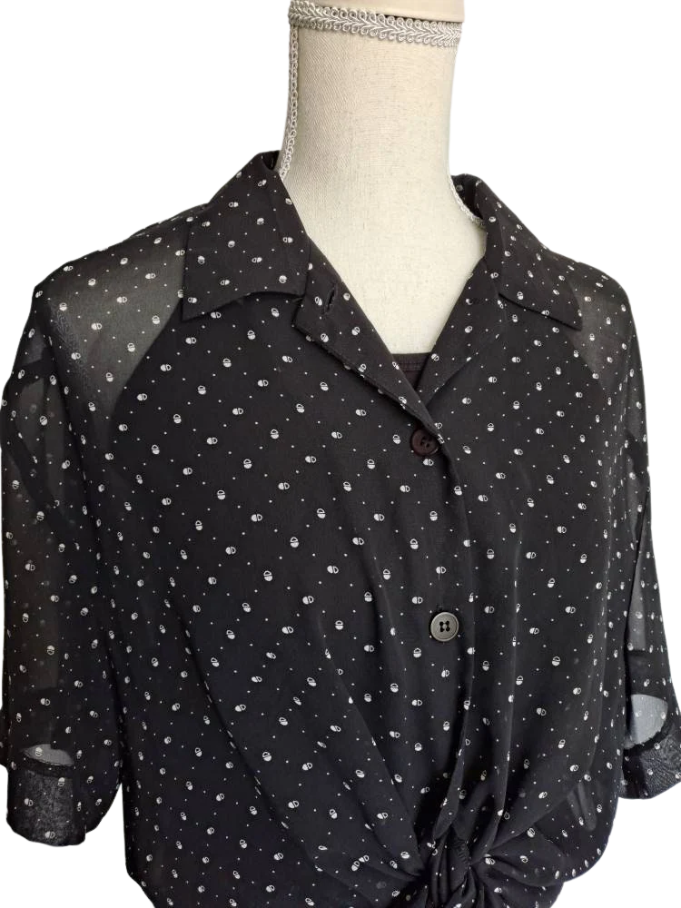 80s Vintage Black And White Blouse With Atomic Print By Leslie Fay Sportswear - Image 2