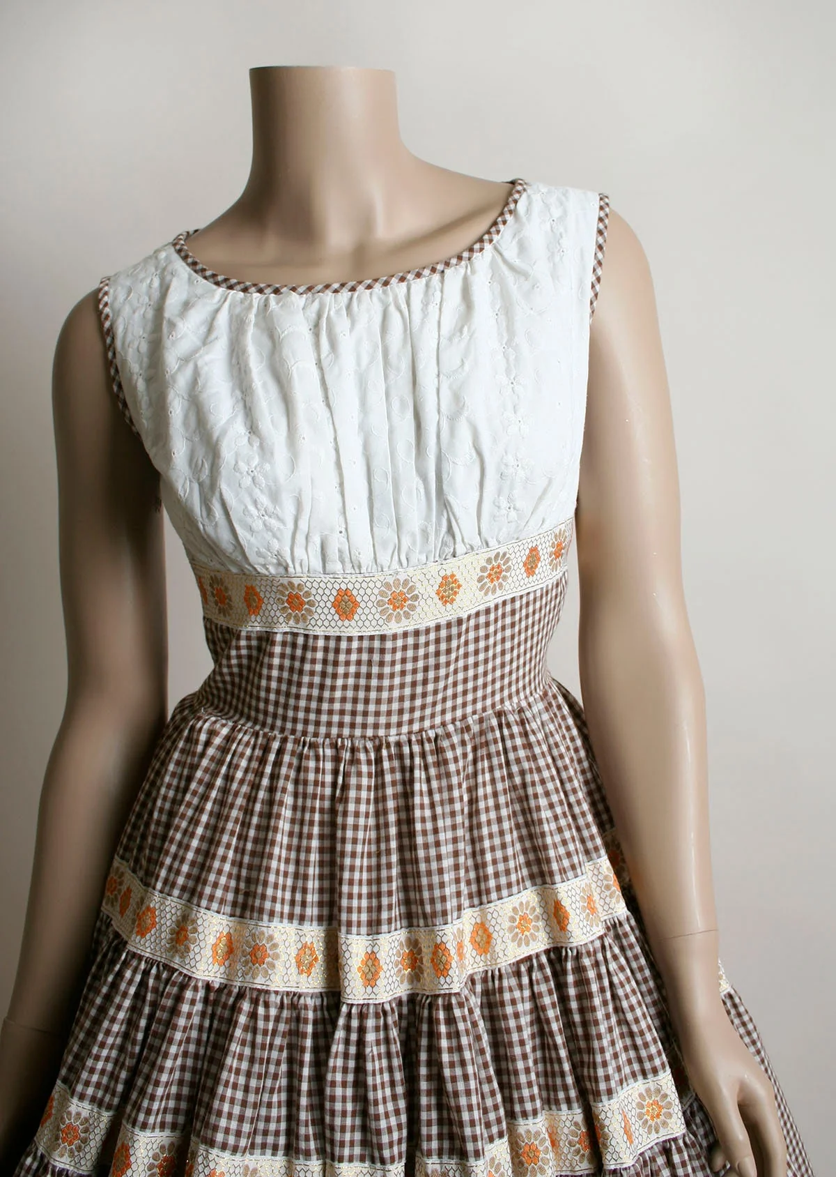 Vintage Lolita Gingham 70s Cocoa Brown Sunflower Floral Print Square Dance Full Skirt Pinup Cotton Day Dress - Image 3