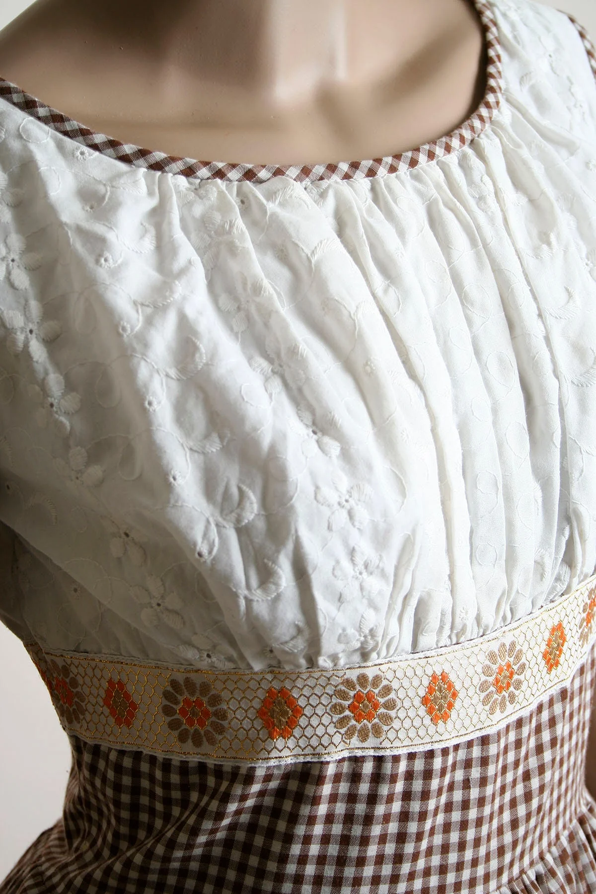 Vintage Lolita Gingham 70s Cocoa Brown Sunflower Floral Print Square Dance Full Skirt Pinup Cotton Day Dress - Image 5