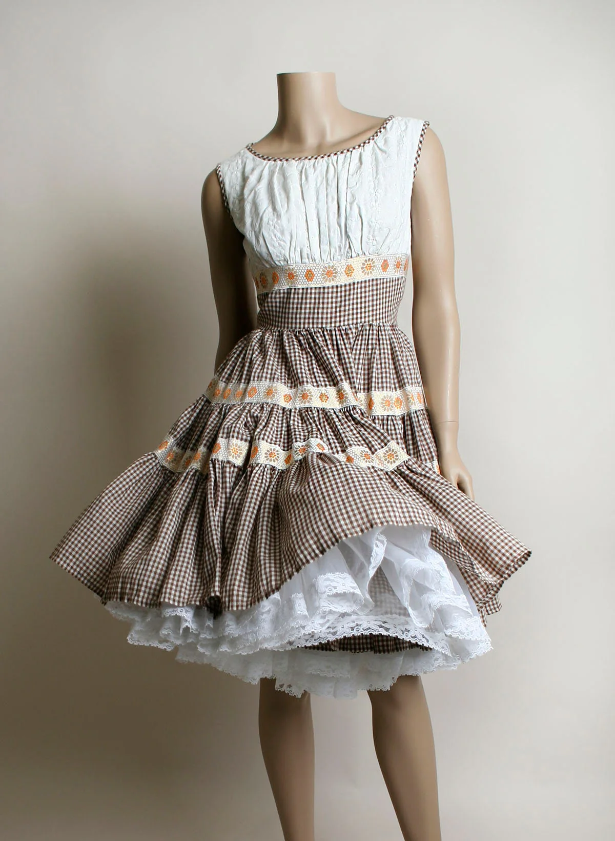 Vintage Lolita Gingham 70s Cocoa Brown Sunflower Floral Print Square Dance Full Skirt Pinup Cotton Day Dress - Image 8